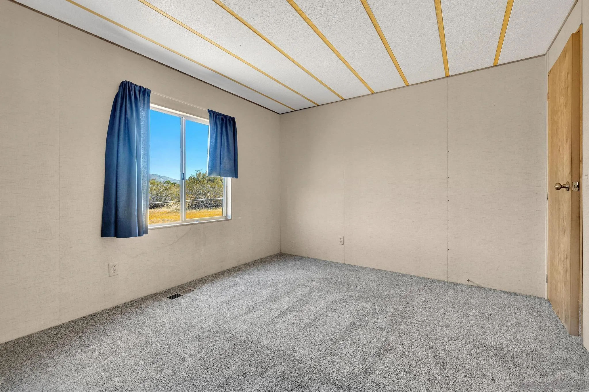 https://cdn.realtyfeed.com/cdn/127/260008818/99c60ea634901cd09b1f9f203a1d734e.webp