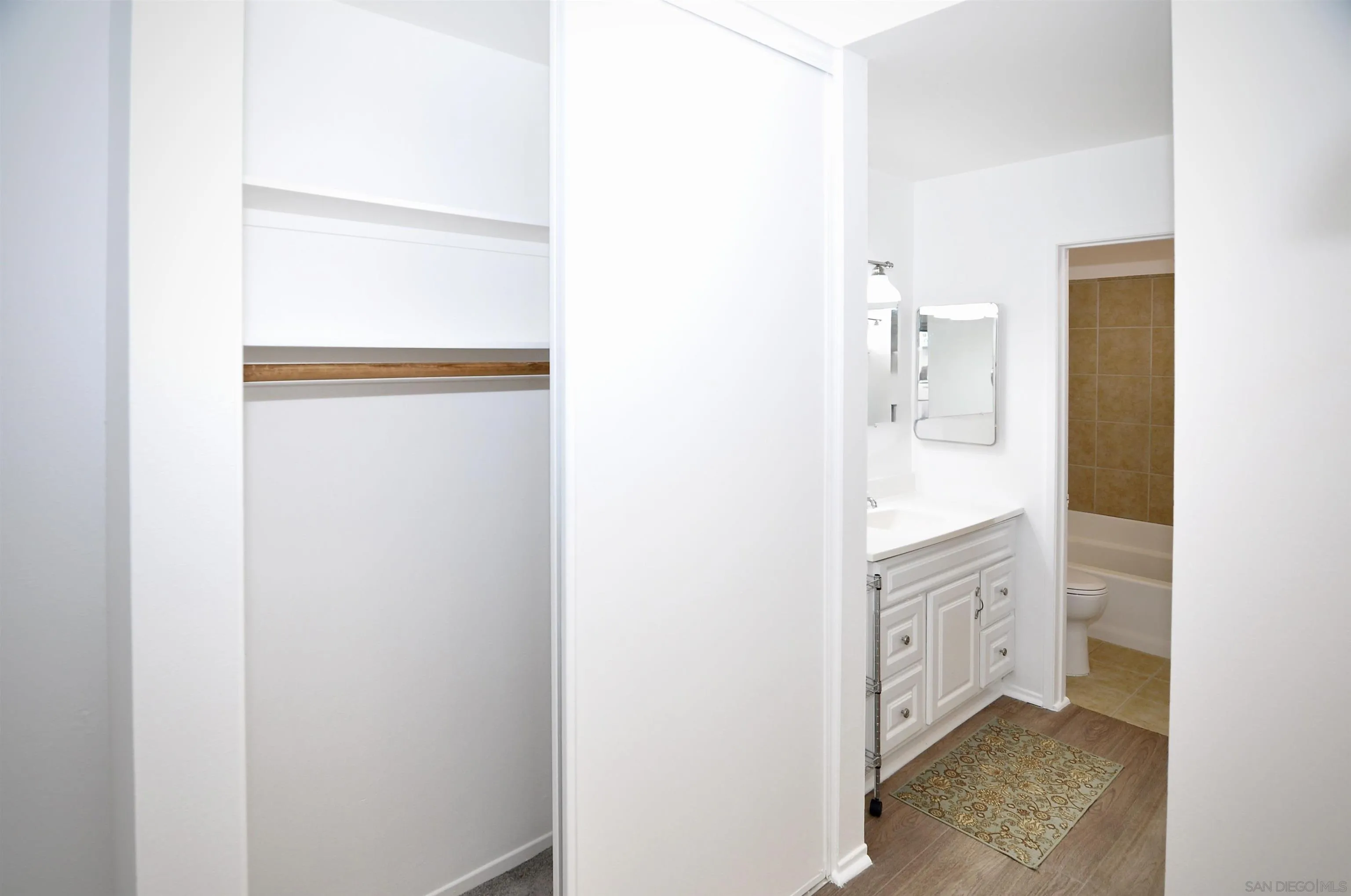 1621 Hotel Circle S UNIT E304, San Diego, CA, 92108