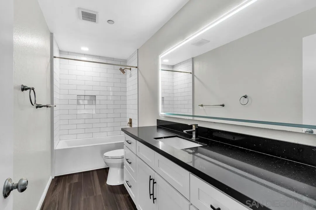 https://cdn.realtyfeed.com/cdn/127/260008823/4854e9ab7476964a0858c7ddef2a6169.webp