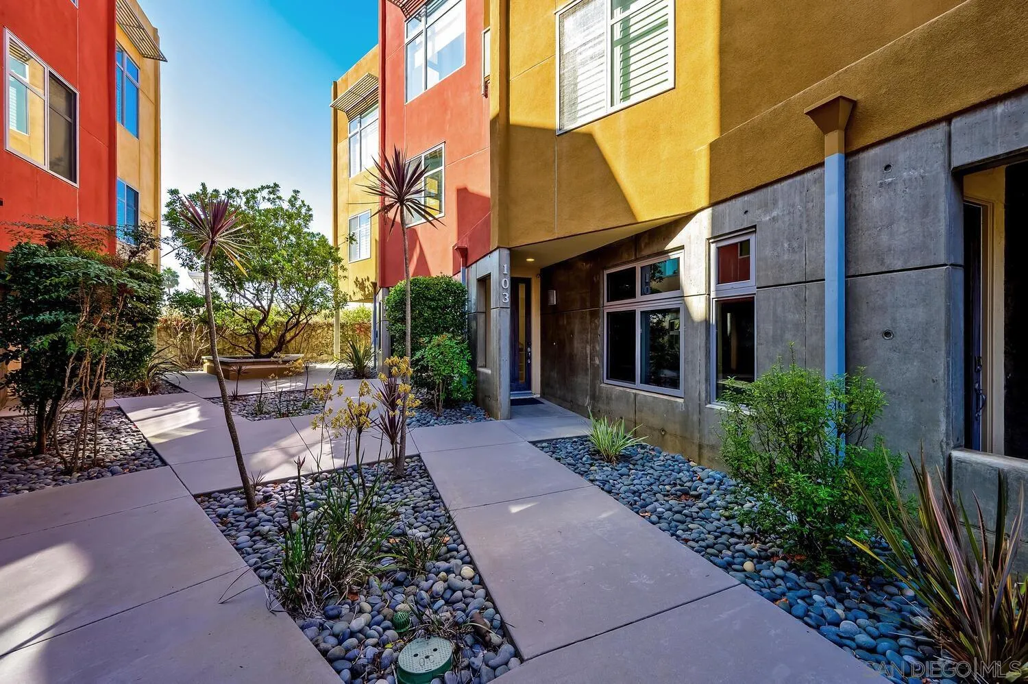 Photo #8: 260008824 Listing: Photo #8