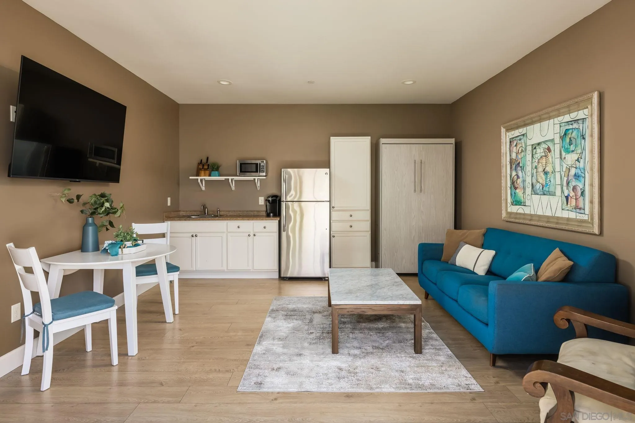 https://cdn.realtyfeed.com/cdn/127/260008825/4756681afef074150c520aa4d221869c.webp