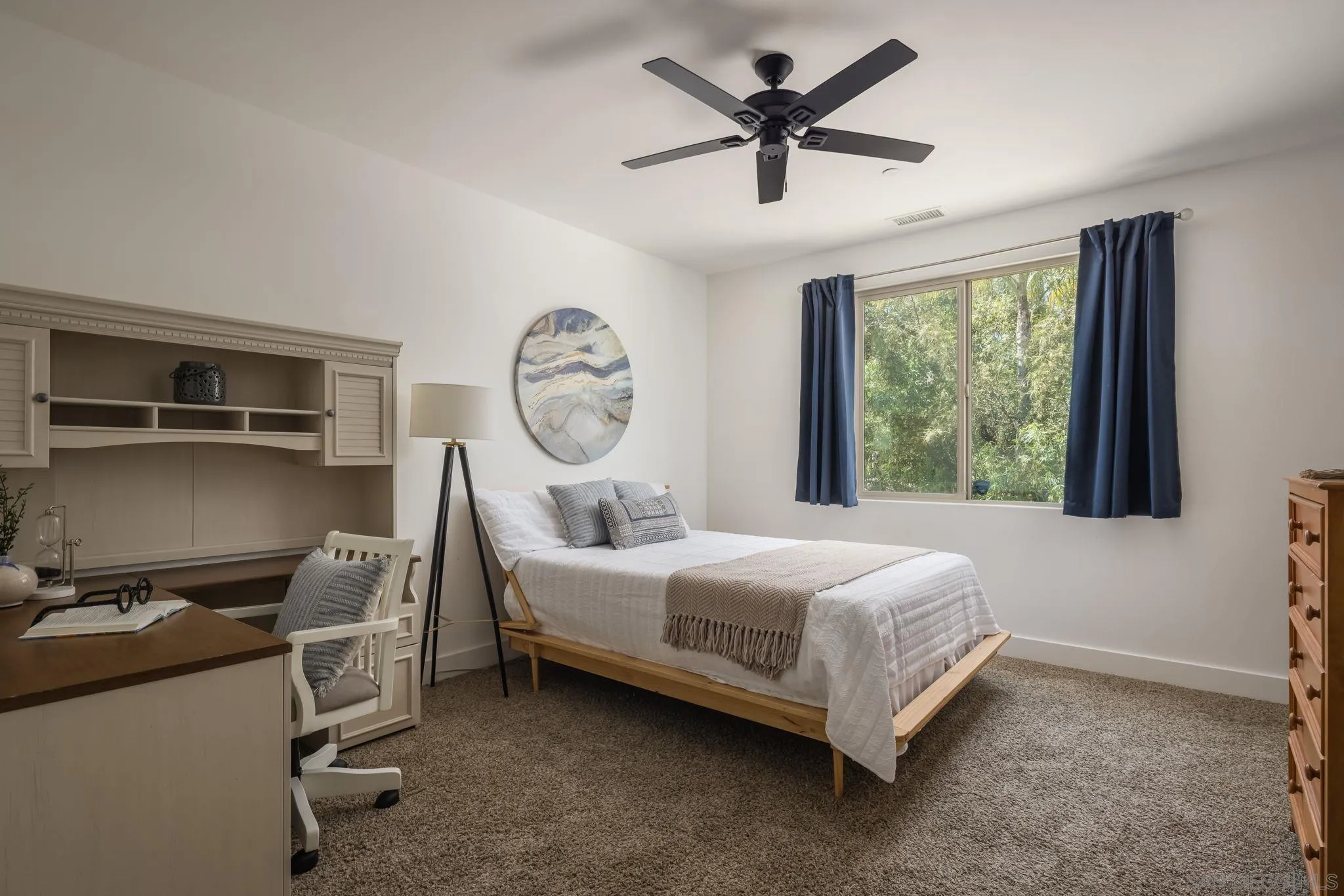 https://cdn.realtyfeed.com/cdn/127/260008825/de5af8b04c1b370e22173aea23964e0b.webp