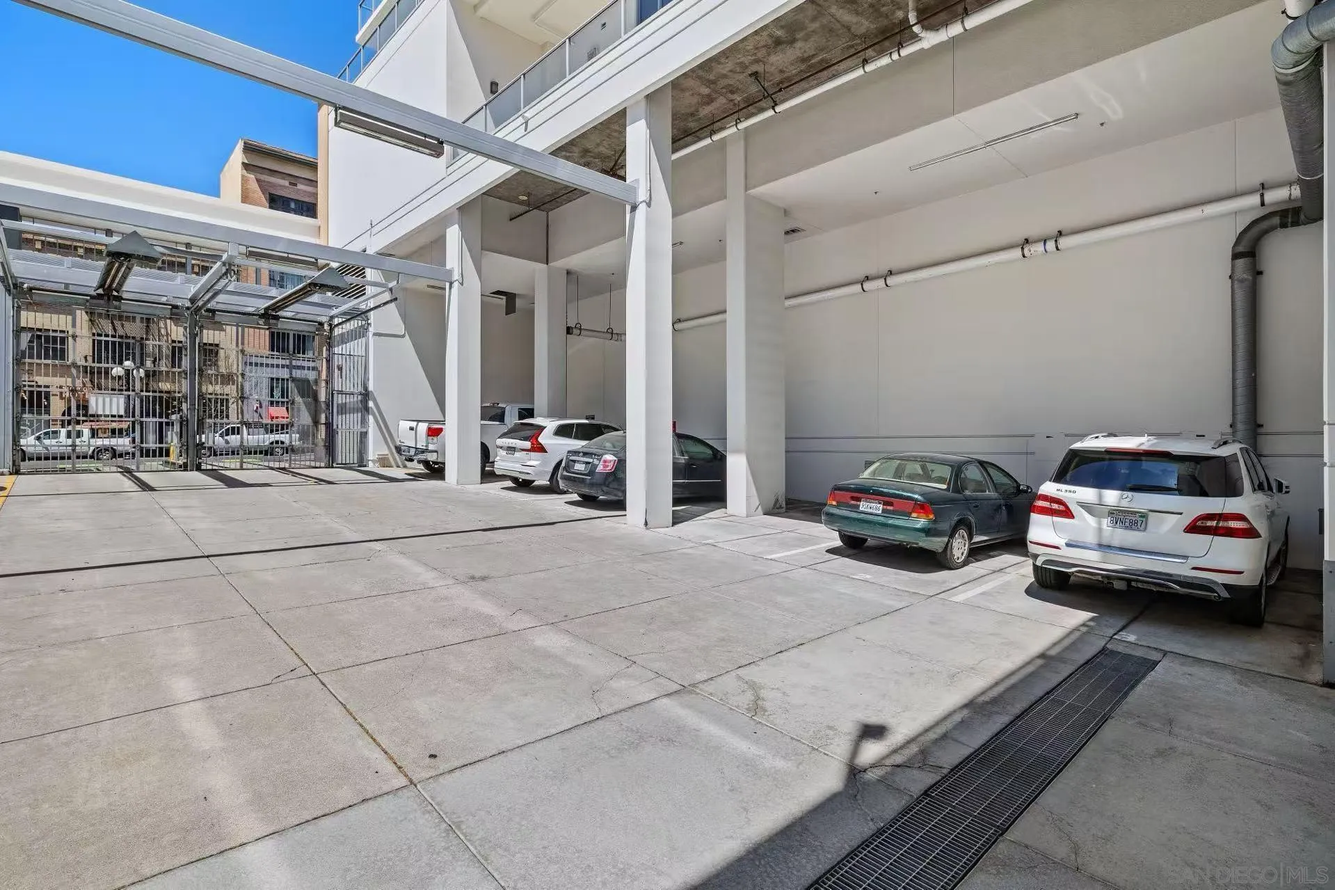 Photo #28: 260008827 Listing: Photo #28