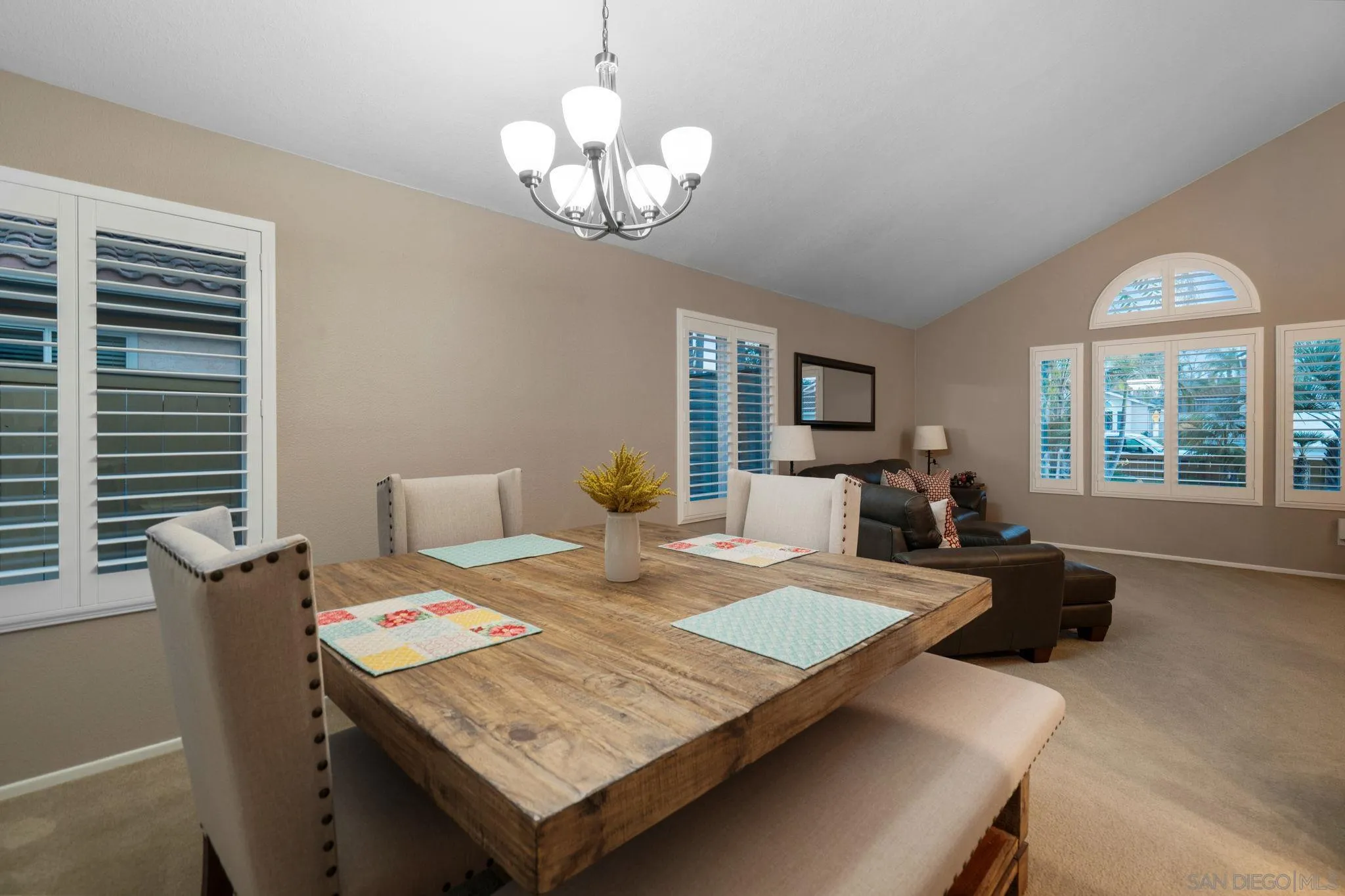 https://cdn.realtyfeed.com/cdn/127/260008829/56be1fdd3d6355435d8991160d83107e.webp
