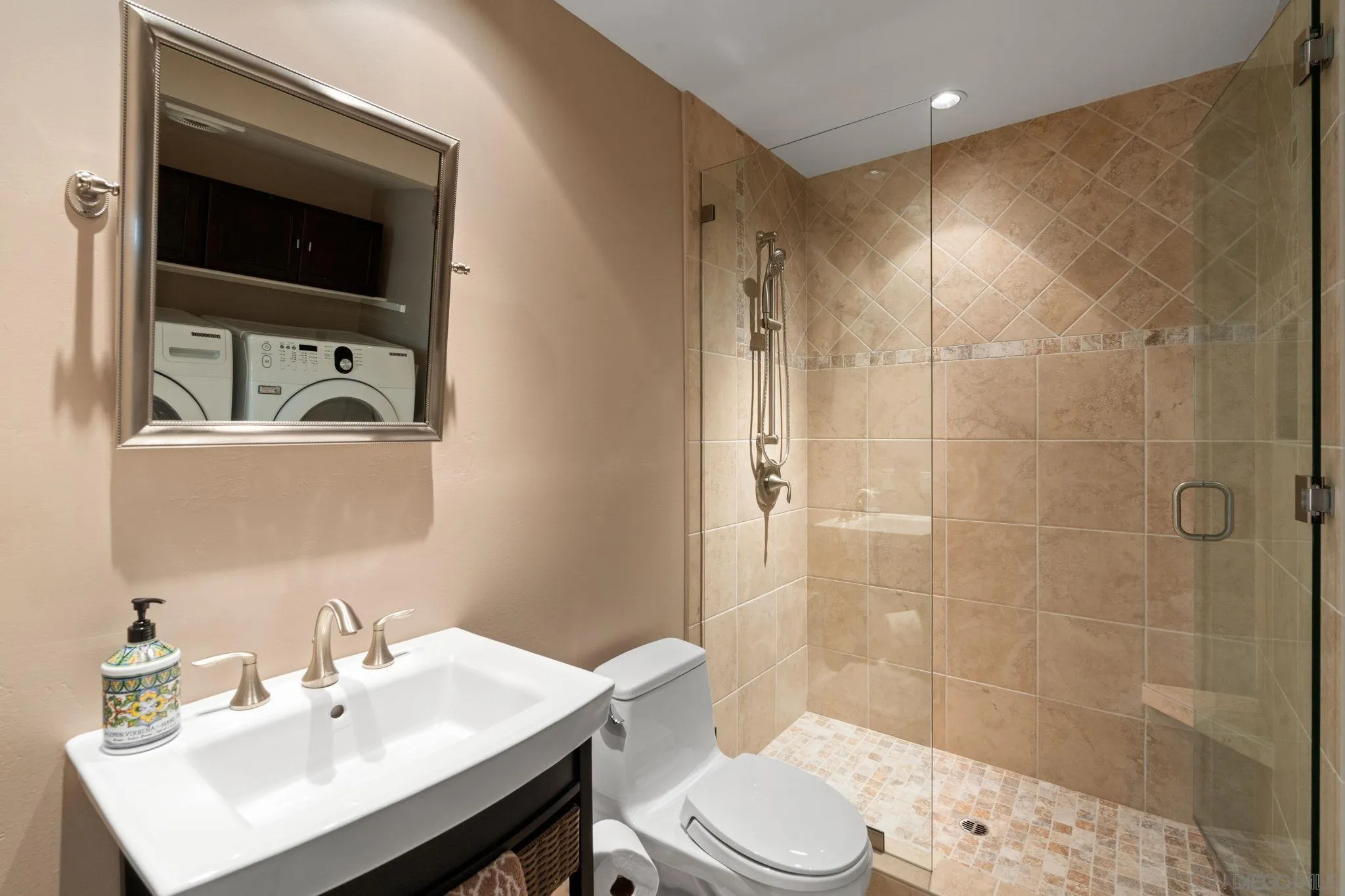 https://cdn.realtyfeed.com/cdn/127/260008829/5c680716c7c01caf4c075c3ef11aabe4.webp