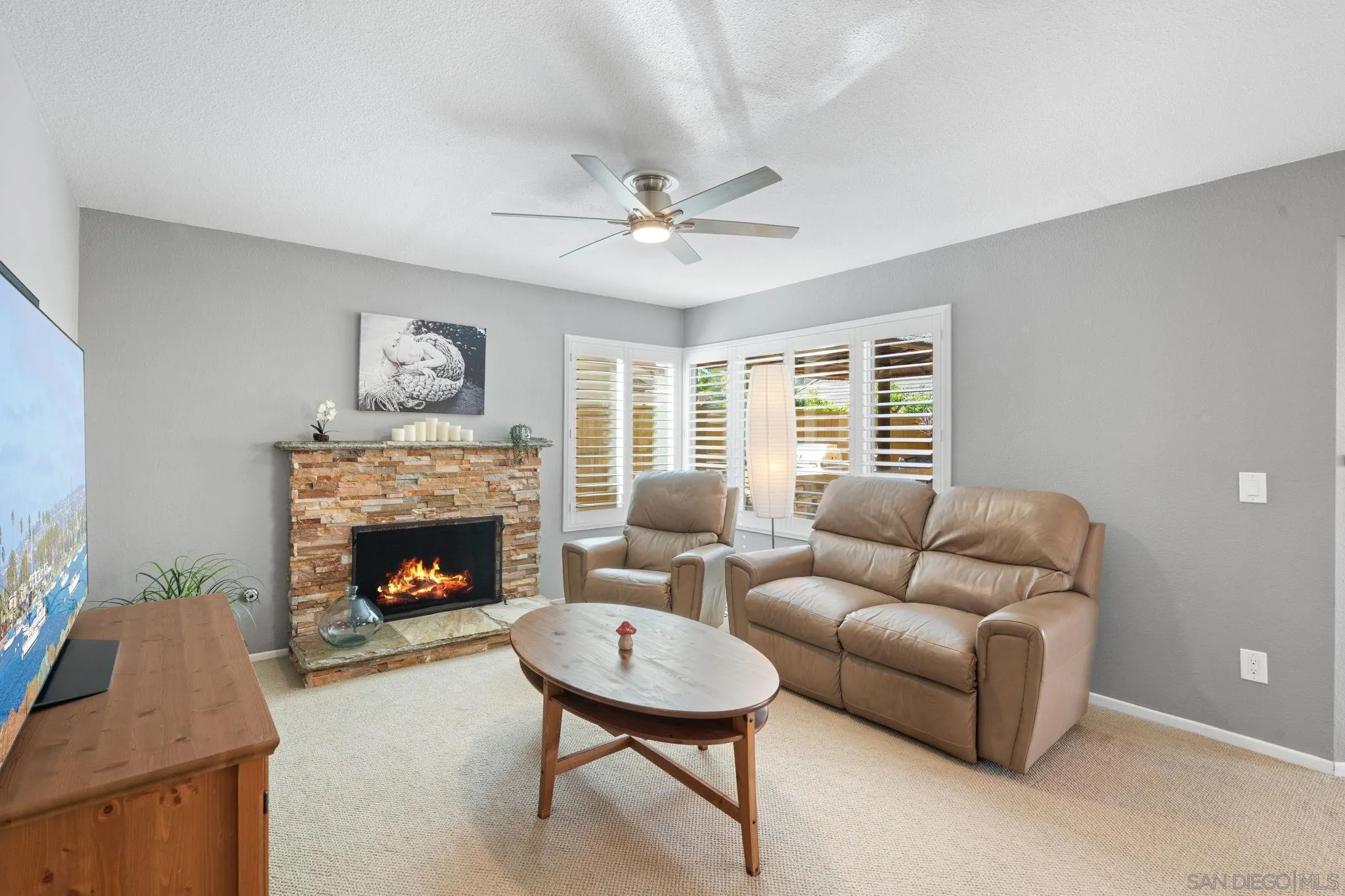 https://cdn.realtyfeed.com/cdn/127/260008829/a4c6f2654c165825e53e7ec574a2b539.webp