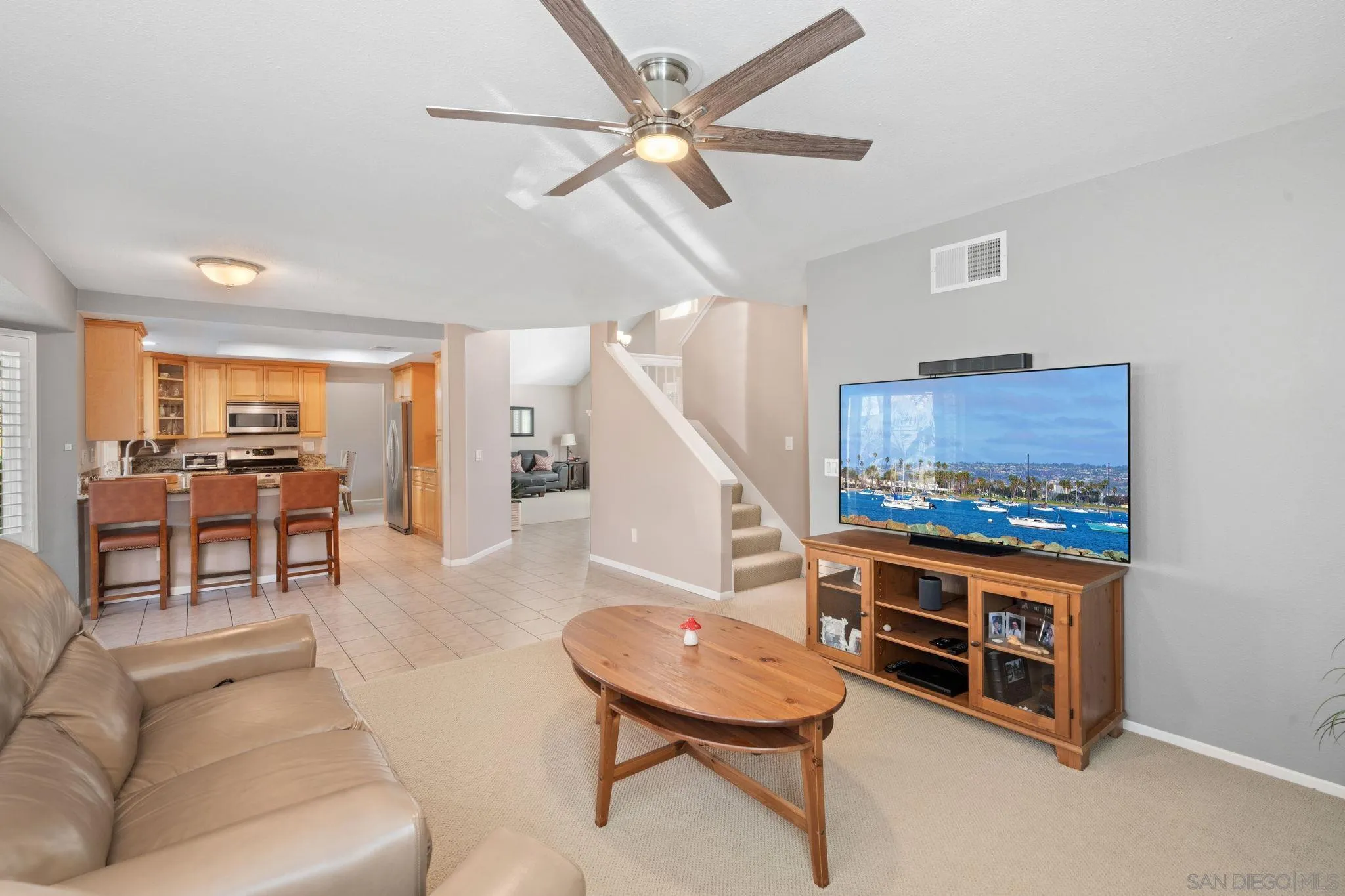 https://cdn.realtyfeed.com/cdn/127/260008829/f23da4c3d806881196a100cc7226624c.webp