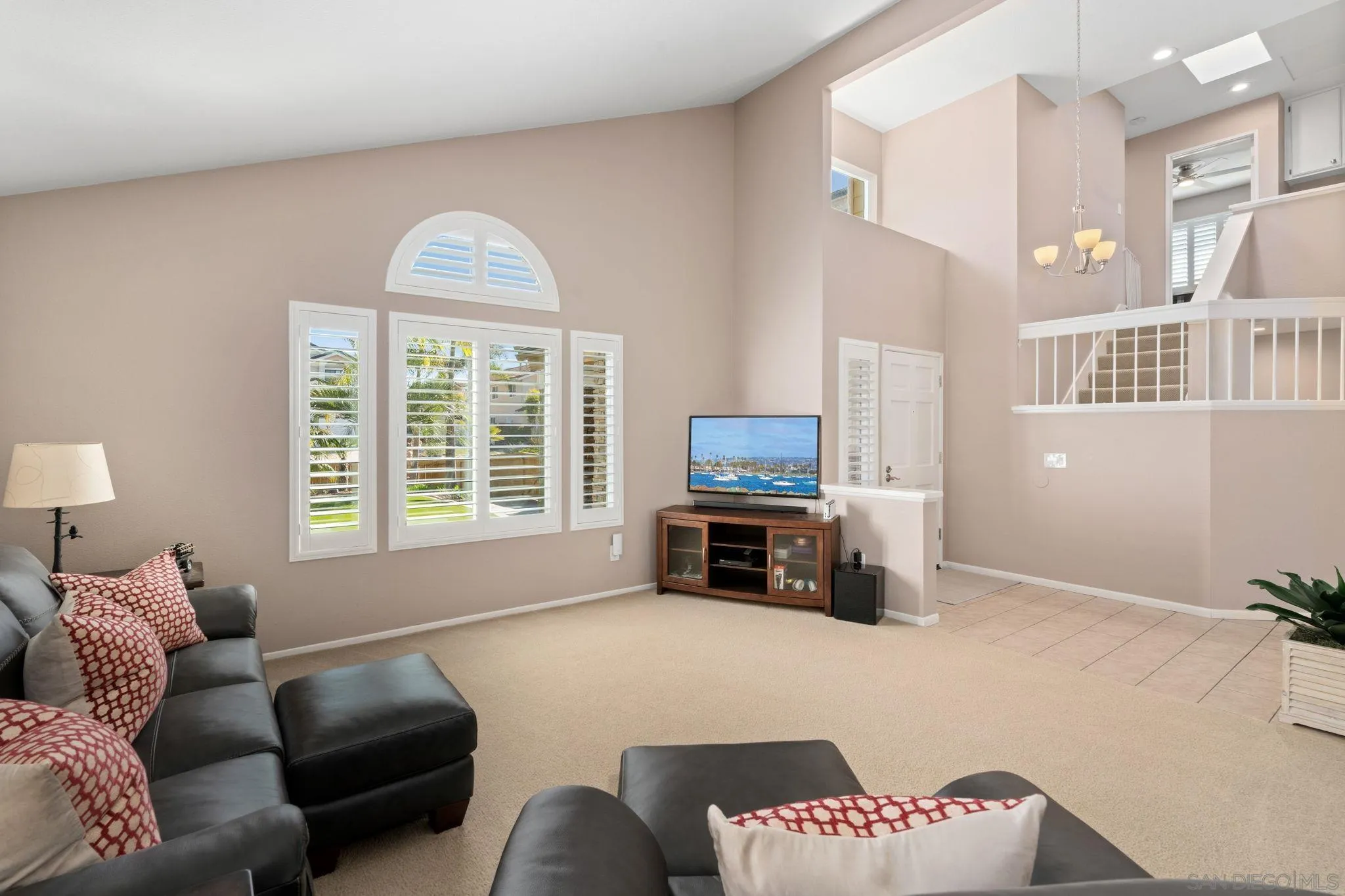 https://cdn.realtyfeed.com/cdn/127/260008829/fb451147e43c60669e69e650c9947cde.webp