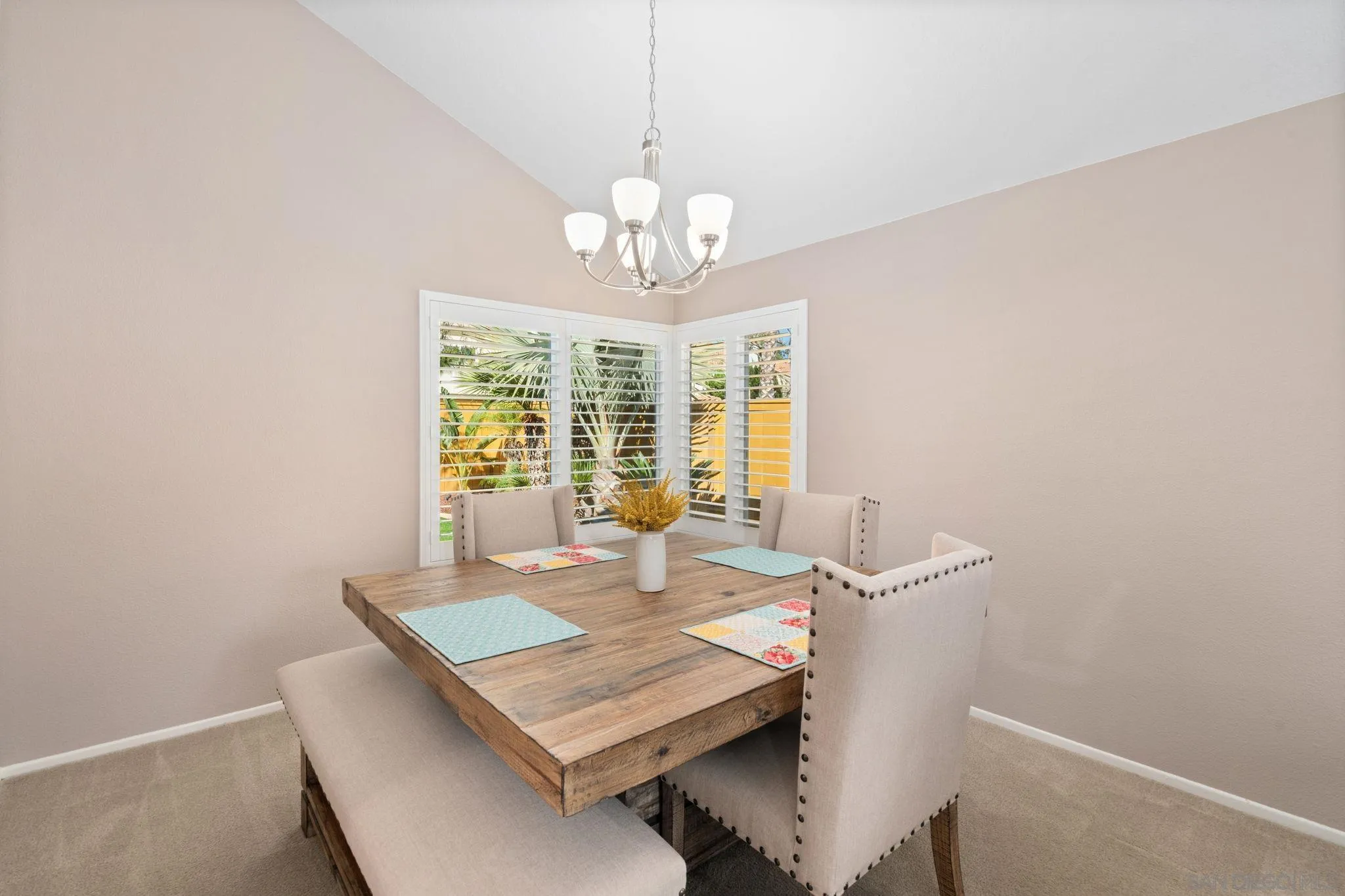 https://cdn.realtyfeed.com/cdn/127/260008829/ff21bb14d82b197581c40a88959459c3.webp
