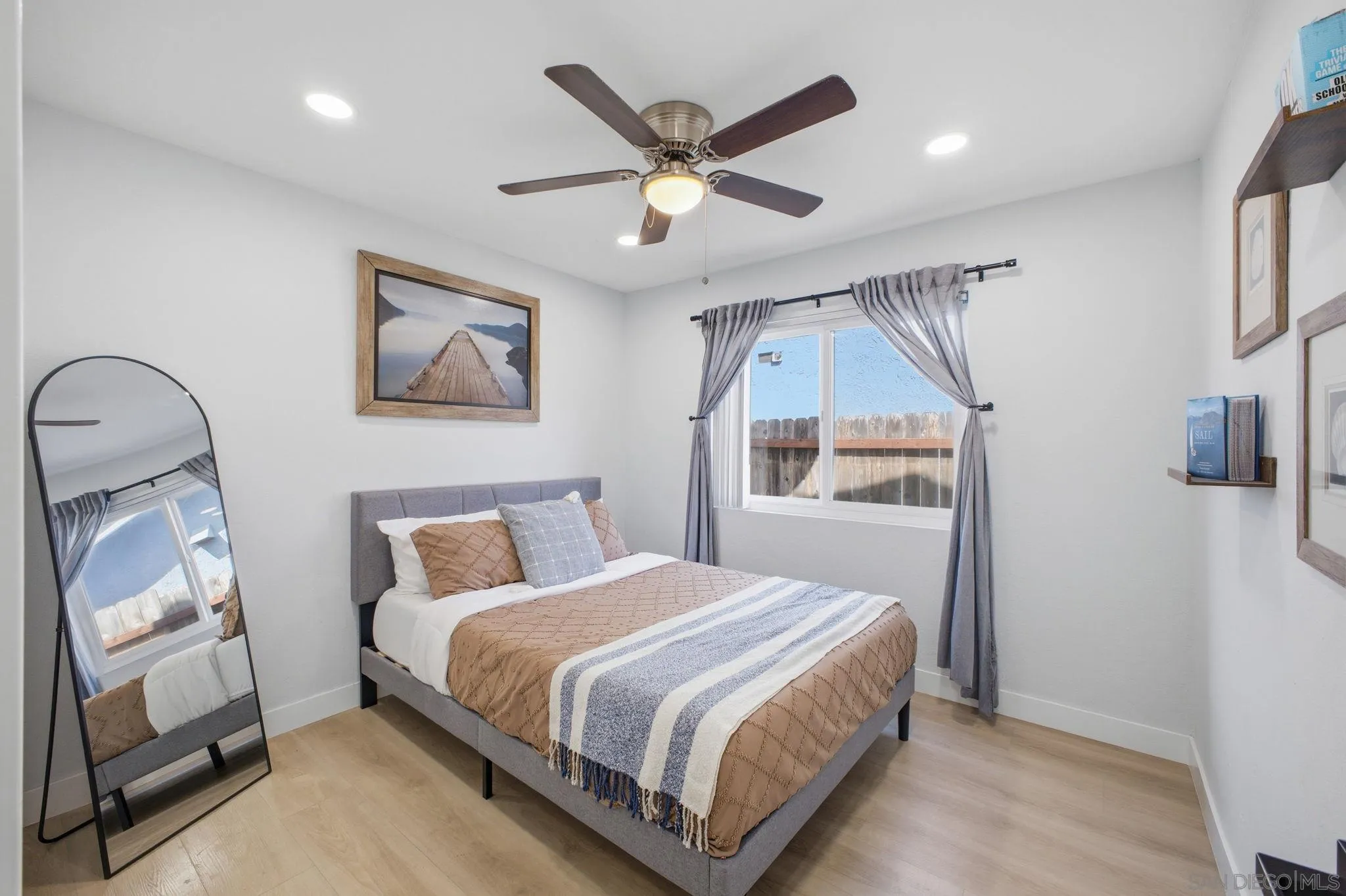 https://cdn.realtyfeed.com/cdn/127/260008830/14e2a50a35793d78bff094eb841bd272.webp