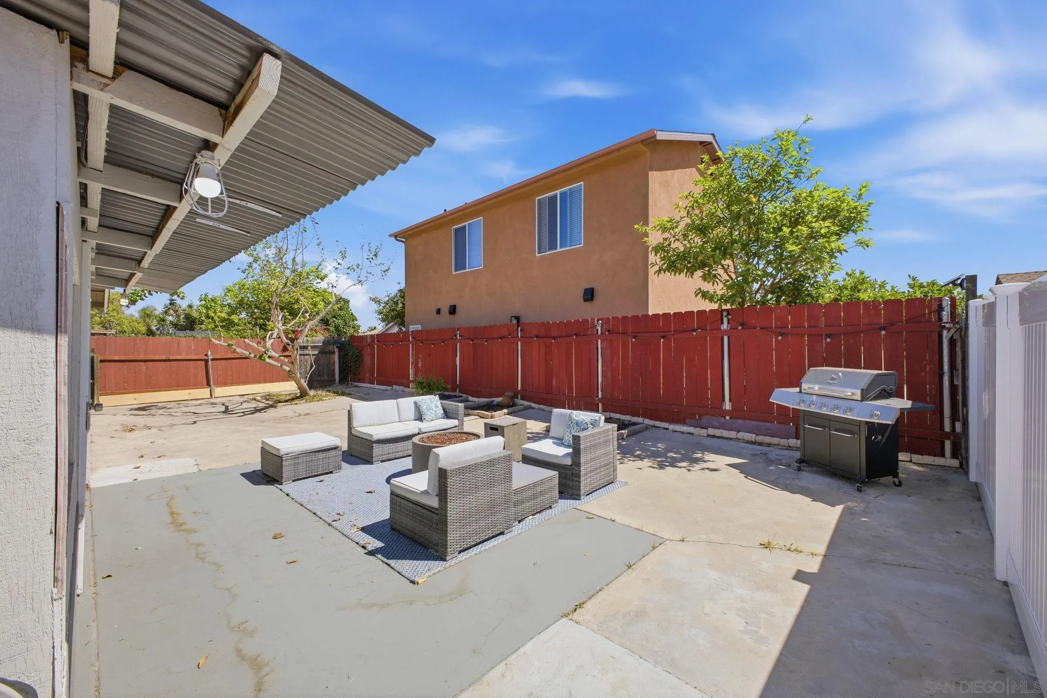 https://cdn.realtyfeed.com/cdn/127/260008830/2734846b9fa540d72b8c9187fd8f7d62.webp