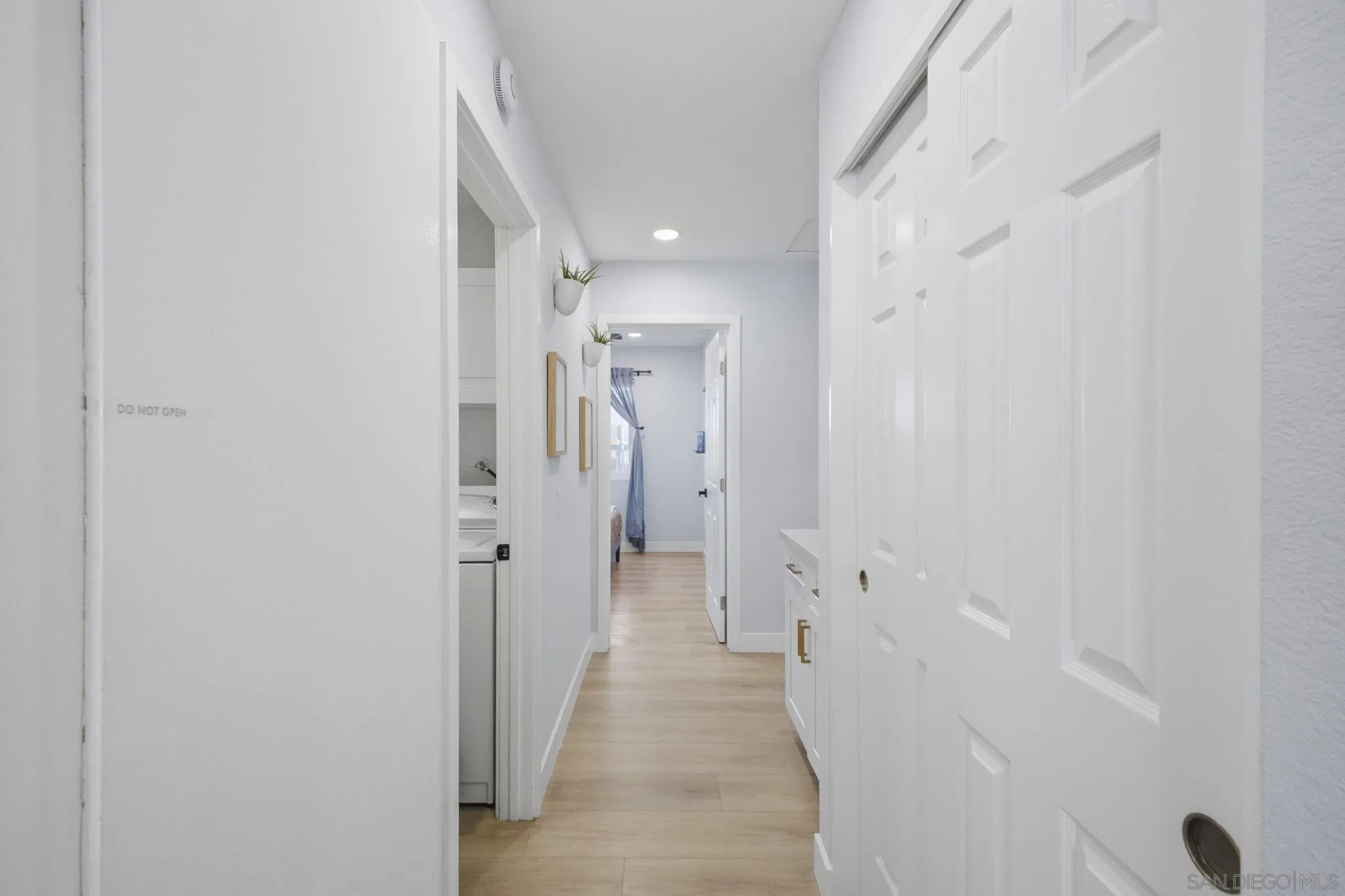 https://cdn.realtyfeed.com/cdn/127/260008830/391386fe743364ddd74c27f49f8d7fcf.webp