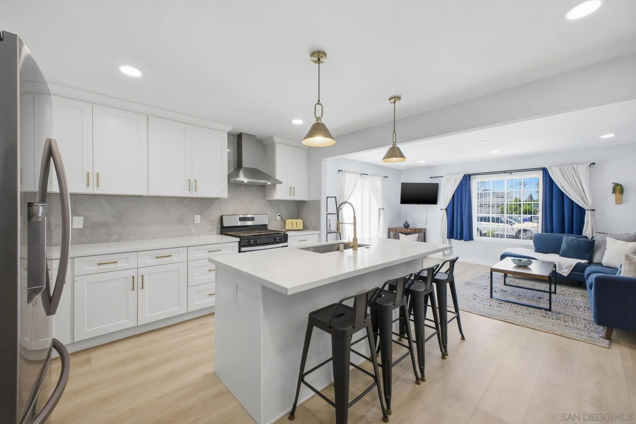 https://cdn.realtyfeed.com/cdn/127/260008830/3ce45573b2ad149c2f258b9a23550084.webp
