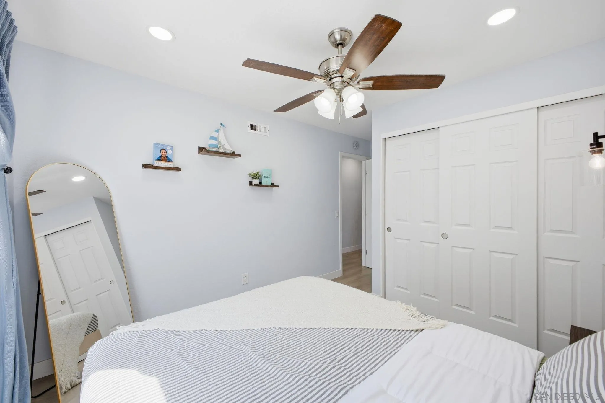https://cdn.realtyfeed.com/cdn/127/260008830/41778f5d8764c3b679766dd7a8dc18a1.webp