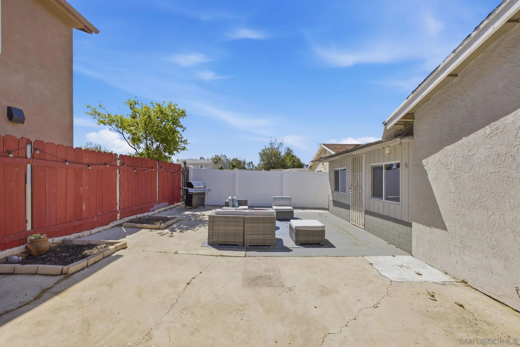 https://cdn.realtyfeed.com/cdn/127/260008830/8e027dda4741b6df17b78f15ed328f0f.webp