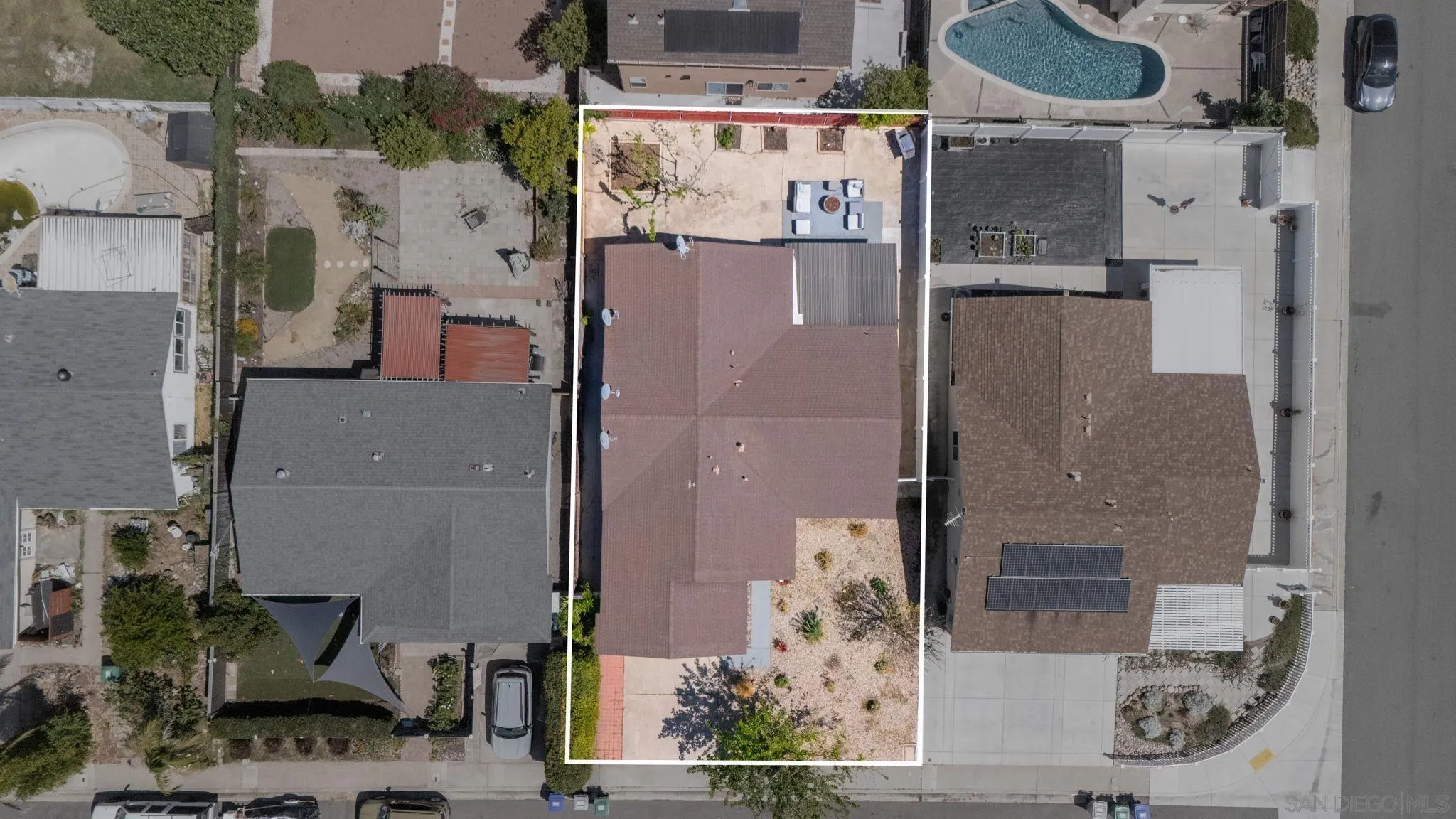https://cdn.realtyfeed.com/cdn/127/260008830/e1c7cc0064e1ecd1600f3de0cee419ef.webp