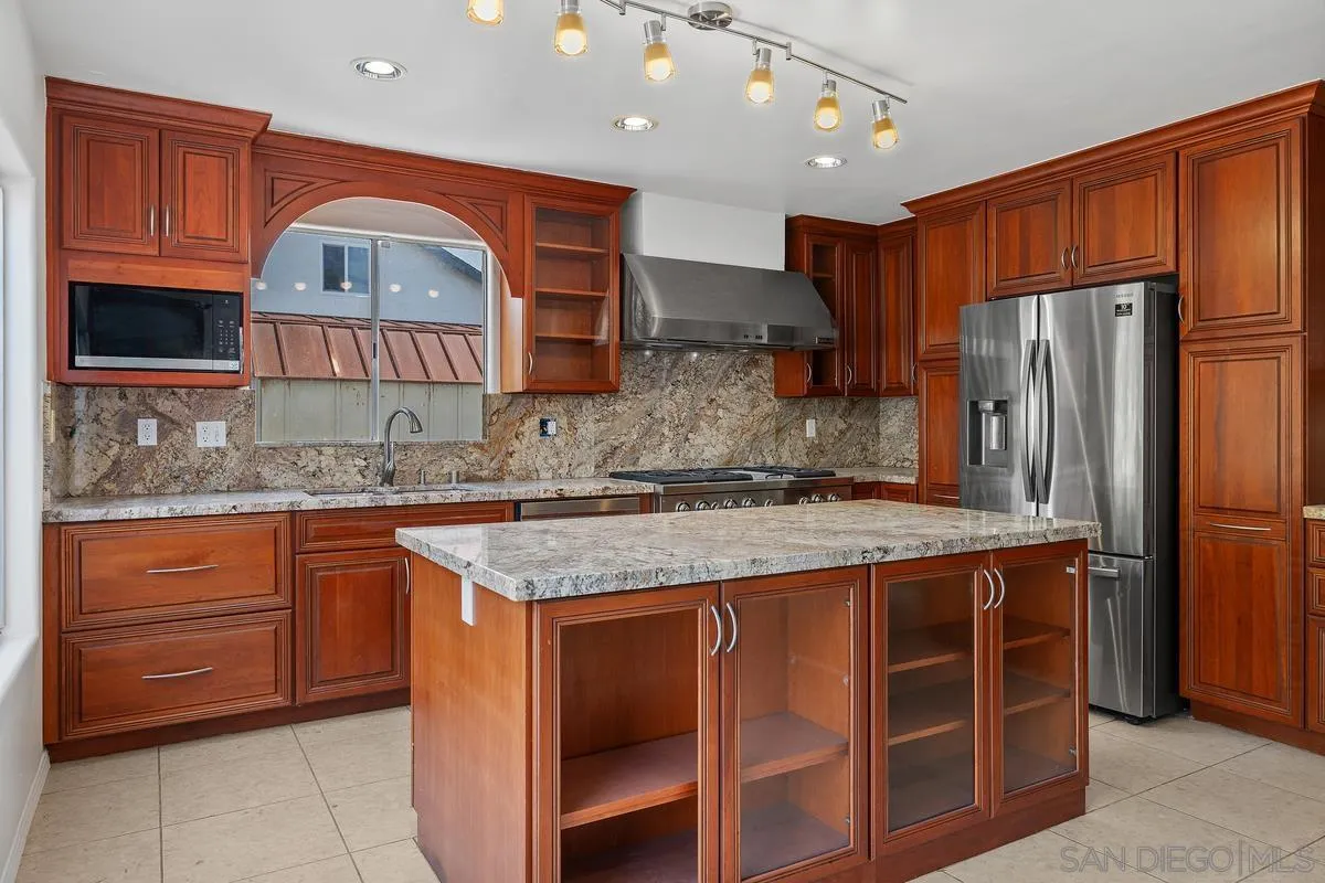 https://cdn.realtyfeed.com/cdn/127/260008831/315957a813ee8d34b6029bf28911a79a.webp