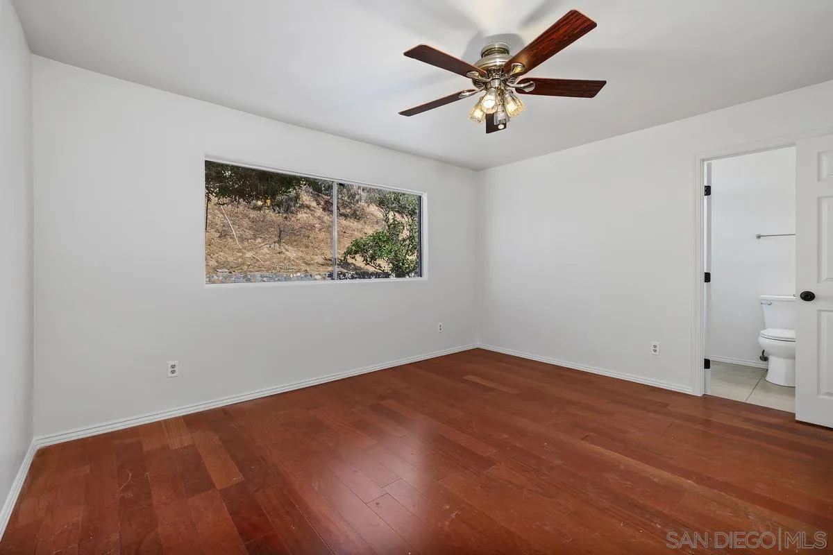 https://cdn.realtyfeed.com/cdn/127/260008831/7445e09e021300d6359fcffea1c02ab5.webp