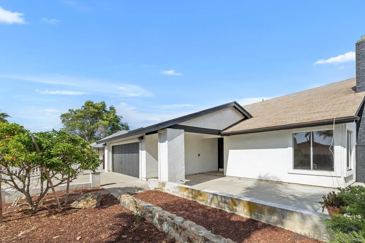 https://cdn.realtyfeed.com/cdn/127/260008831/7e19929a6d4cc5794d8985d92f9b64cb.webp