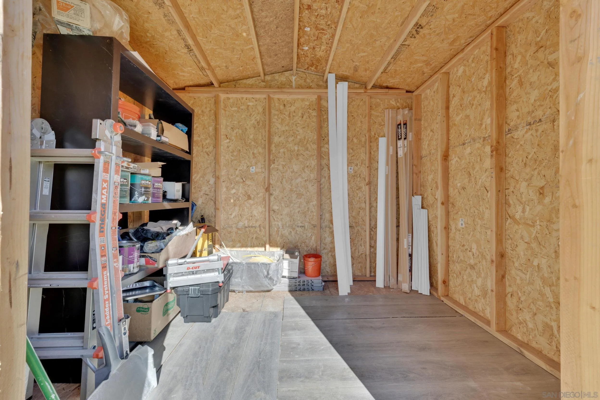https://cdn.realtyfeed.com/cdn/127/260008835/f67a1d40e583b321d37d113f5b380d93.webp
