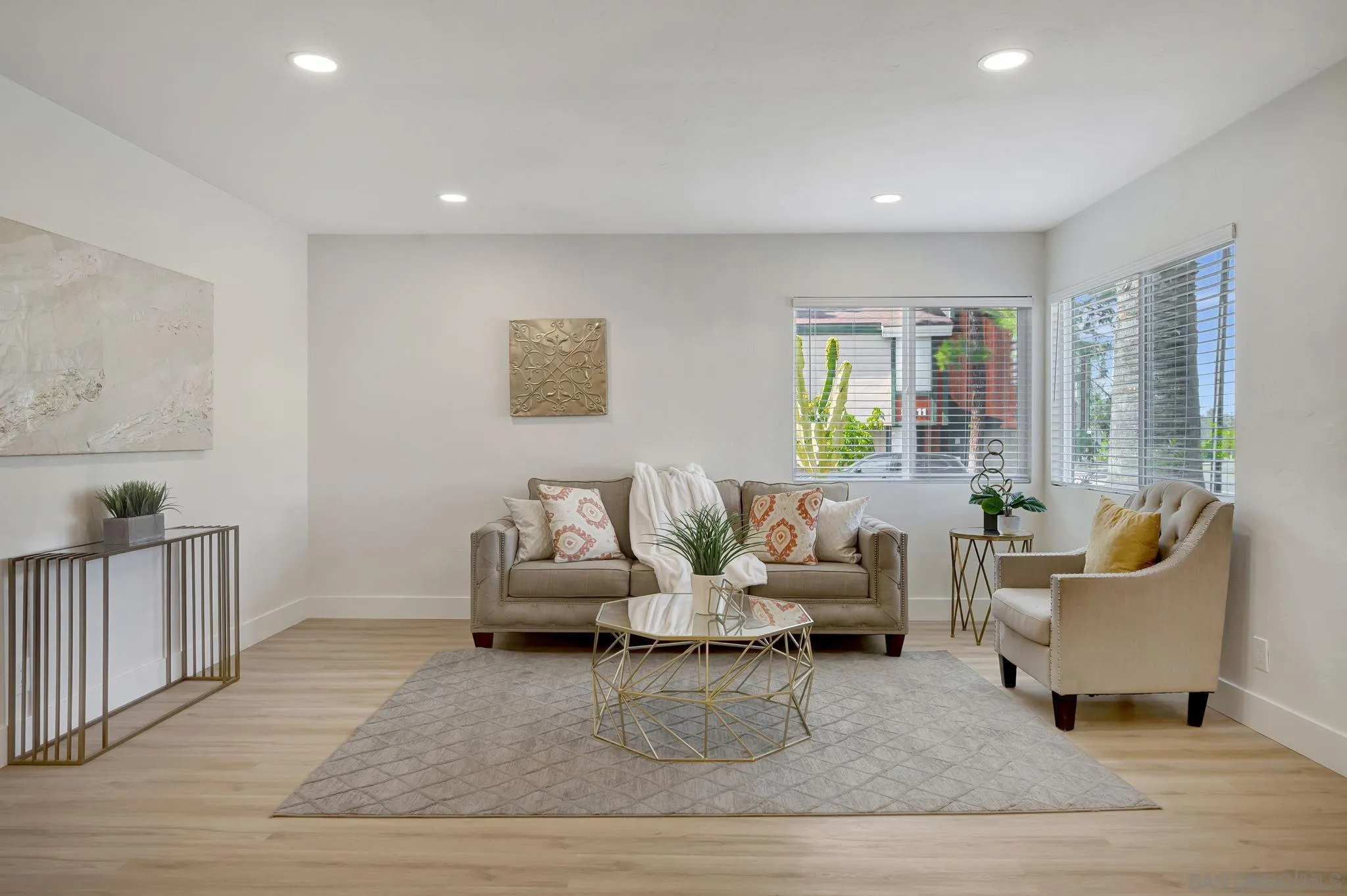 https://cdn.realtyfeed.com/cdn/127/260008837/8c114362288332b34c75b9a2eff8d154.webp