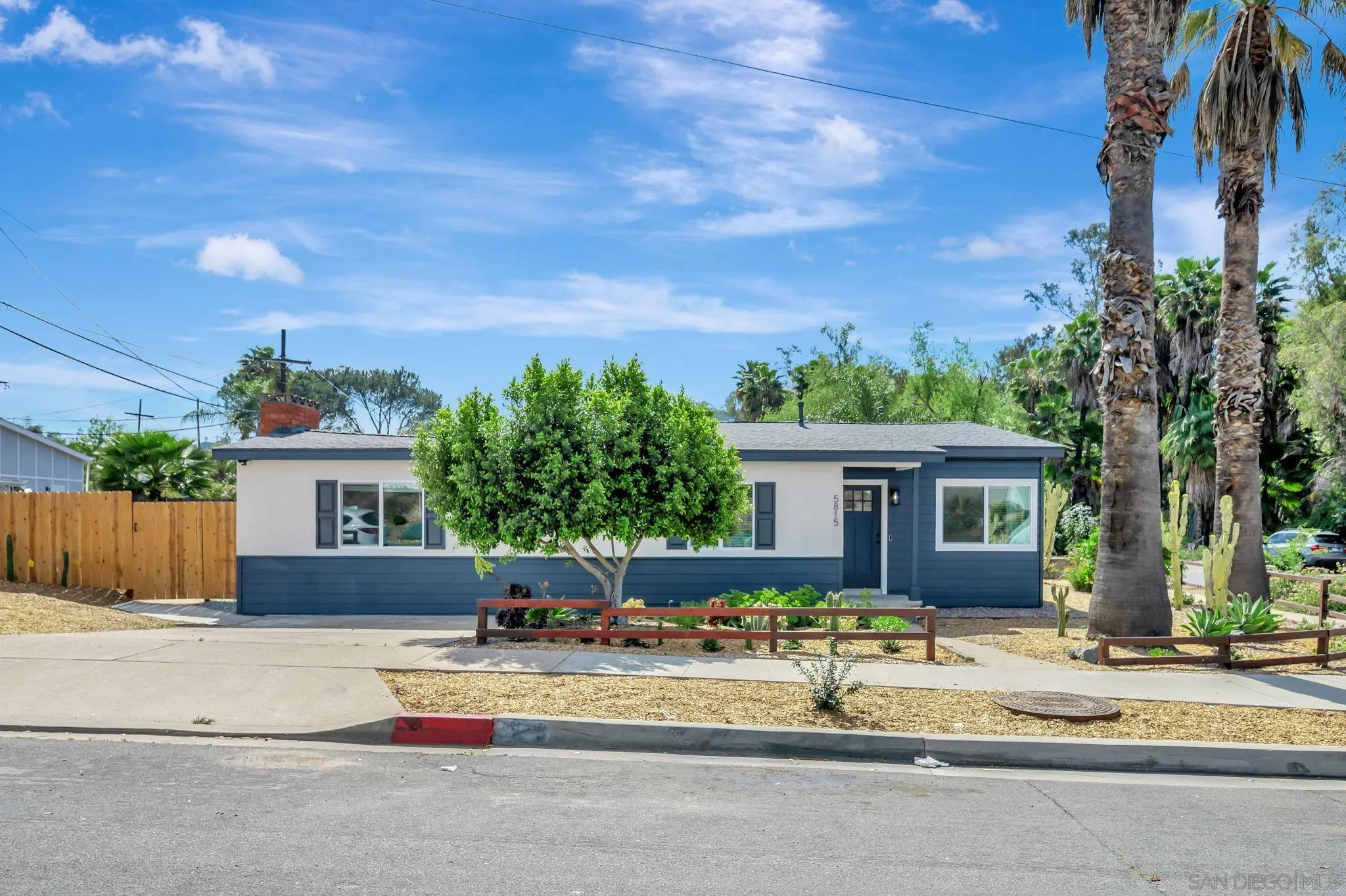 https://cdn.realtyfeed.com/cdn/127/260008837/9a2c7f2266a6f8937e17334eef3e89c5.webp