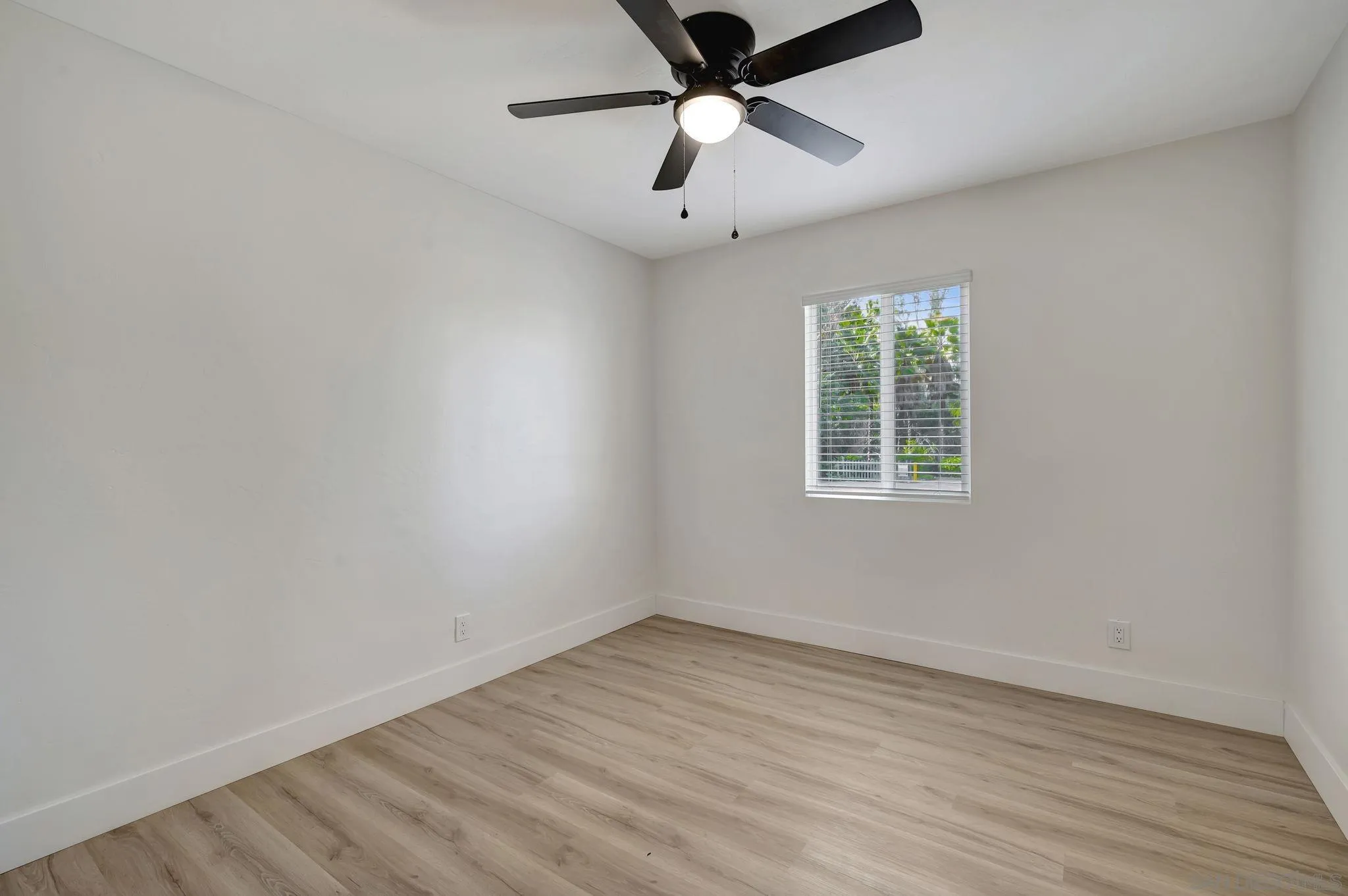 https://cdn.realtyfeed.com/cdn/127/260008837/c336c1e3d0c3b7ede3f2b66ba40e5438.webp