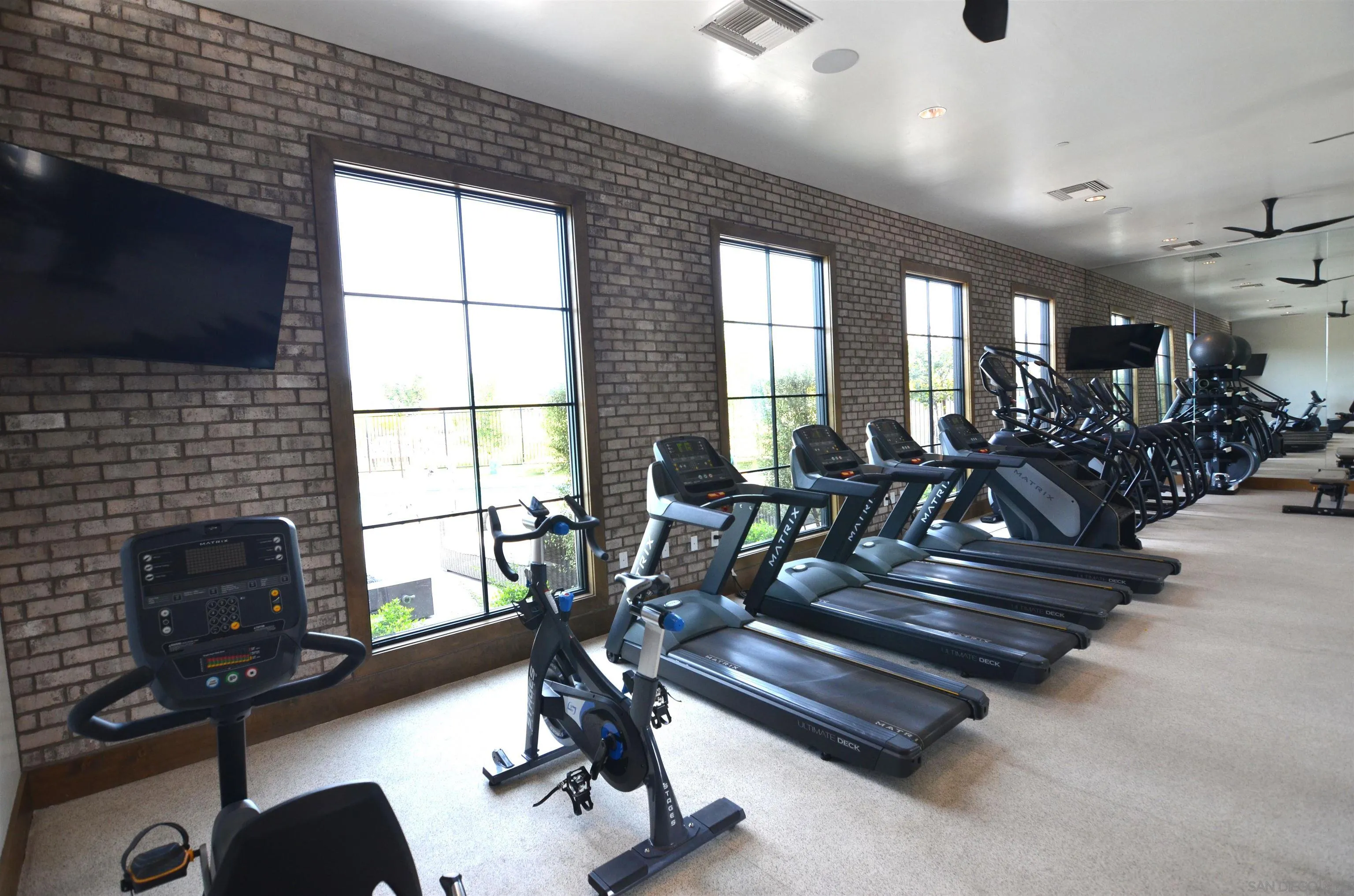 https://cdn.realtyfeed.com/cdn/127/260008839/1c3683df6a263b41a87ae3afceb183bc.webp