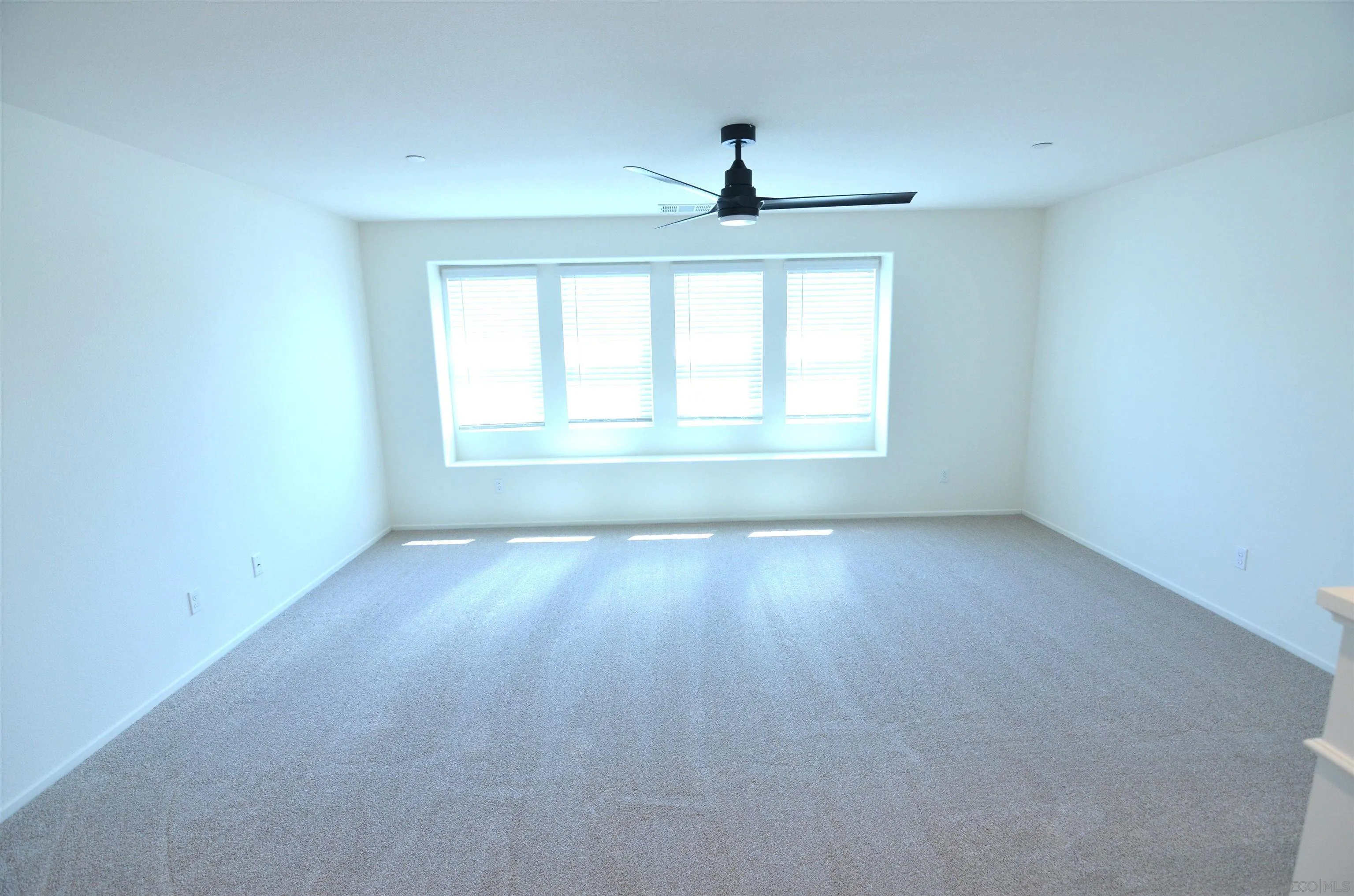 https://cdn.realtyfeed.com/cdn/127/260008839/459644d7ab6e1af8a2cd72beda058495.webp
