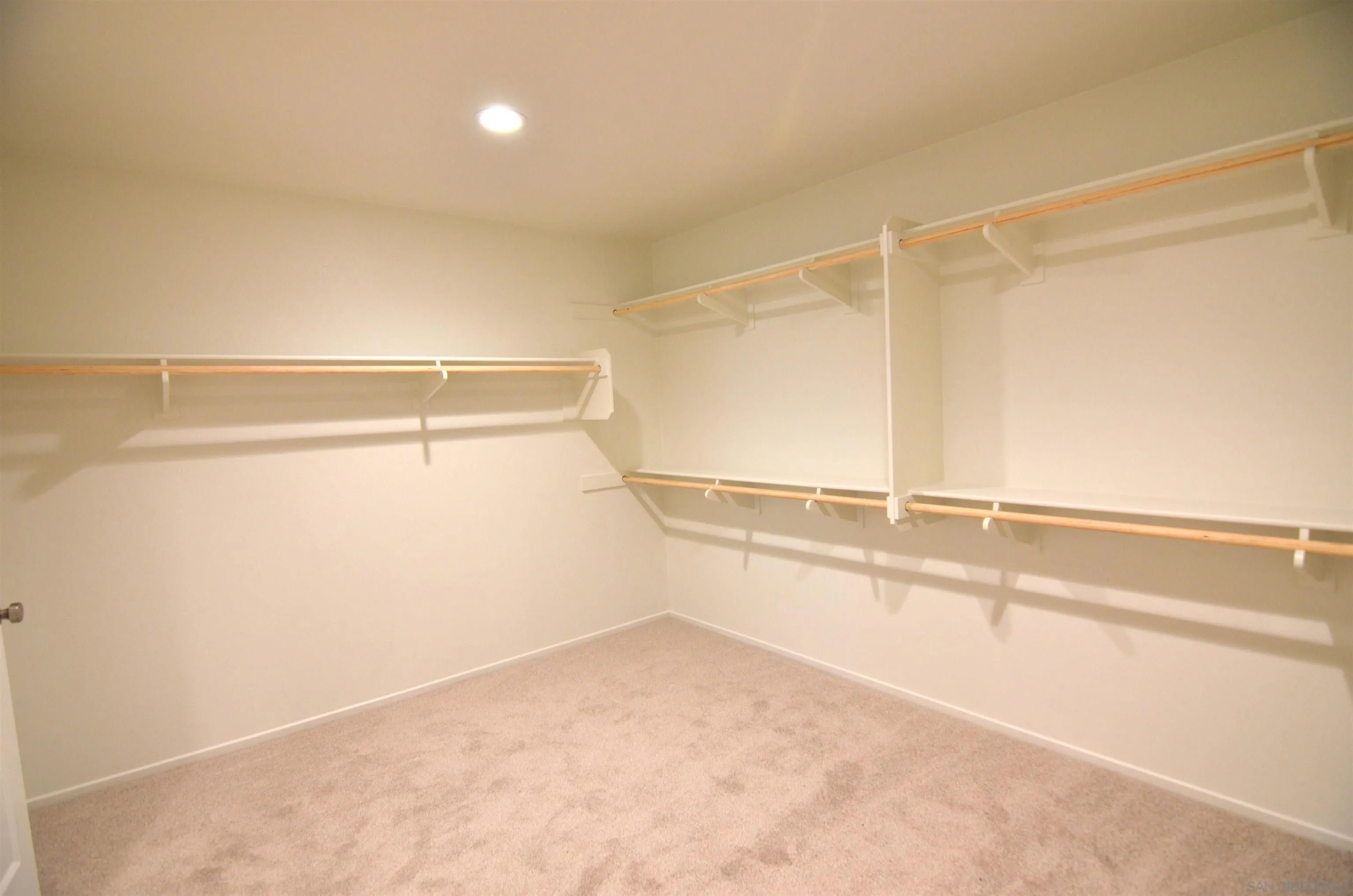 https://cdn.realtyfeed.com/cdn/127/260008839/6fc11160c4d2f05d5397c8f7b4ecb7d0.webp