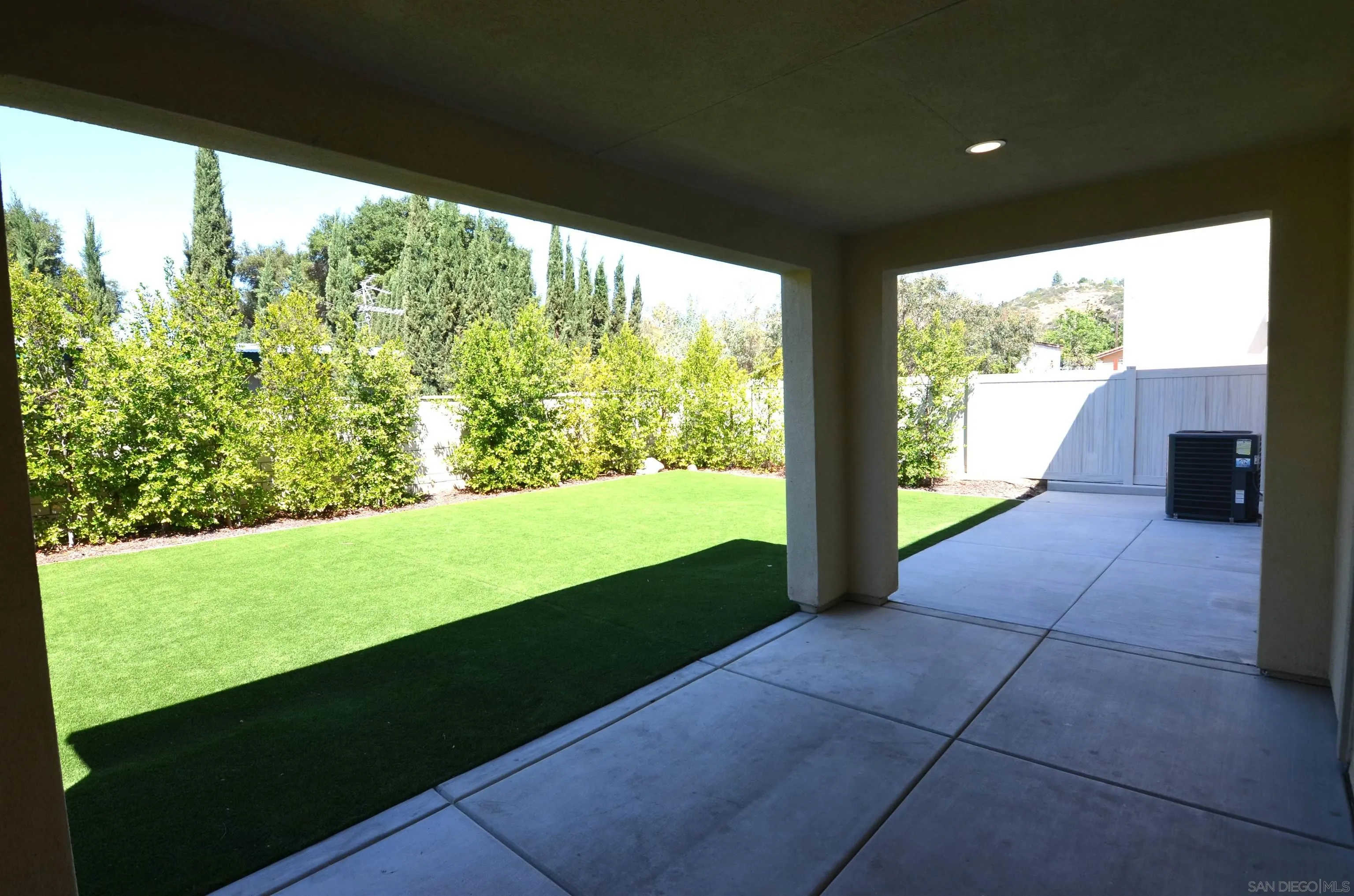 https://cdn.realtyfeed.com/cdn/127/260008839/e3e2a5e01a5c9812362f35d70056ce43.webp
