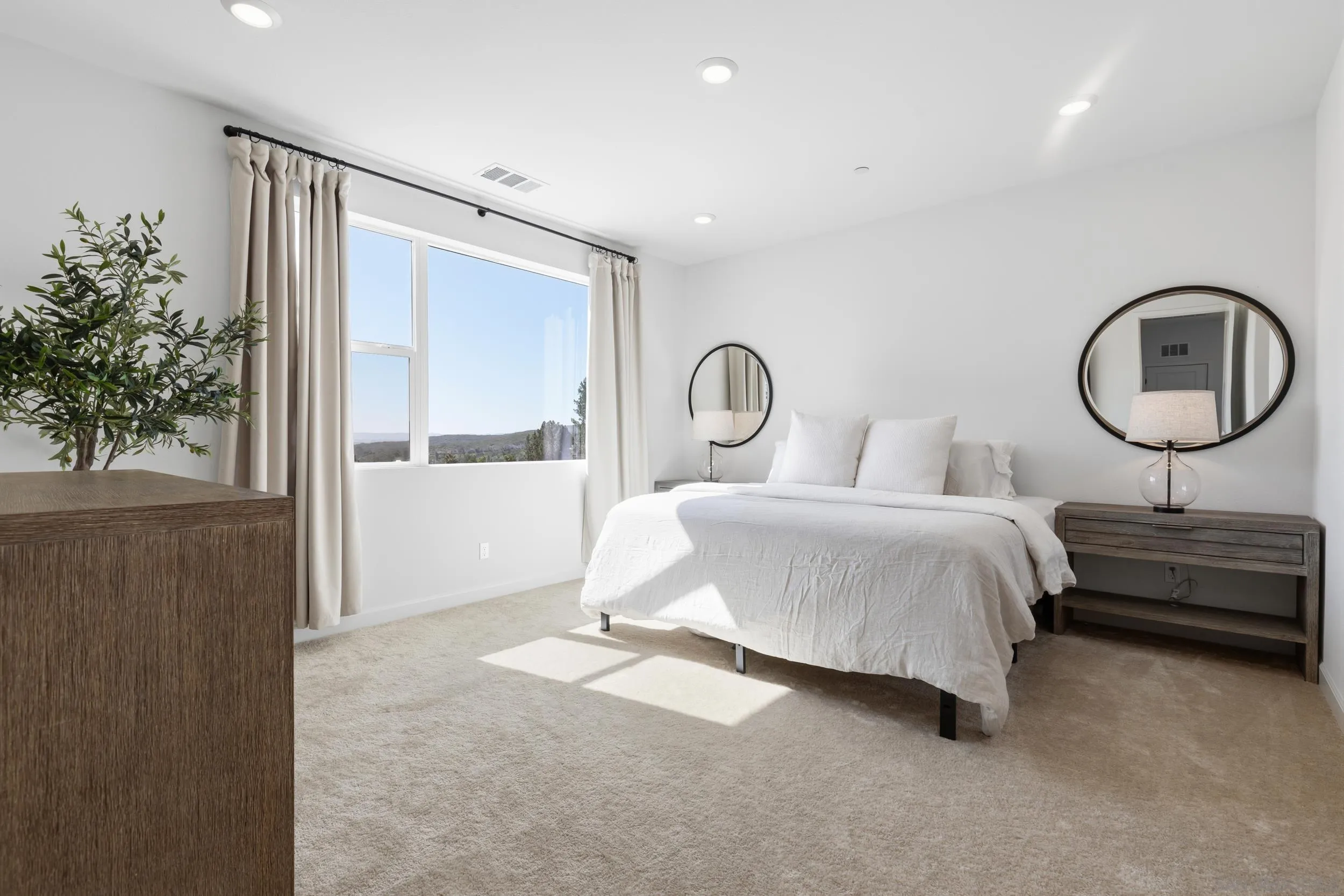 Photo #13: 260008840 Listing: Photo #13