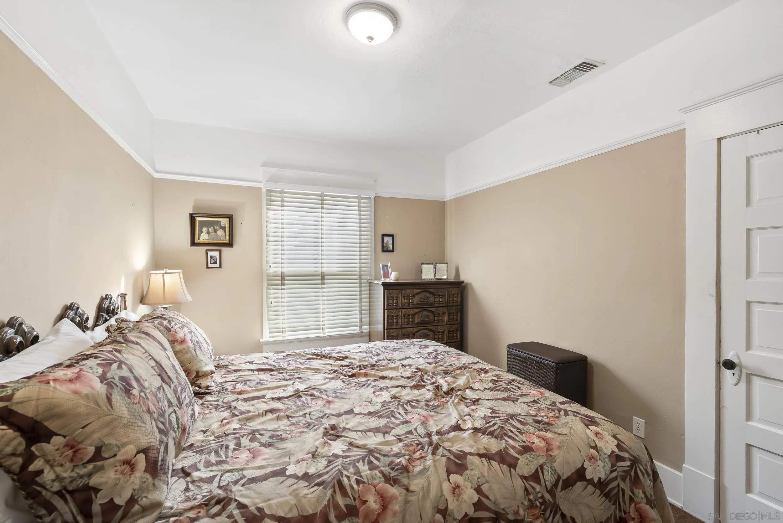 https://cdn.realtyfeed.com/cdn/127/260008843/2fd7271f1b40b0cc8757ac7bbe123c9f.webp