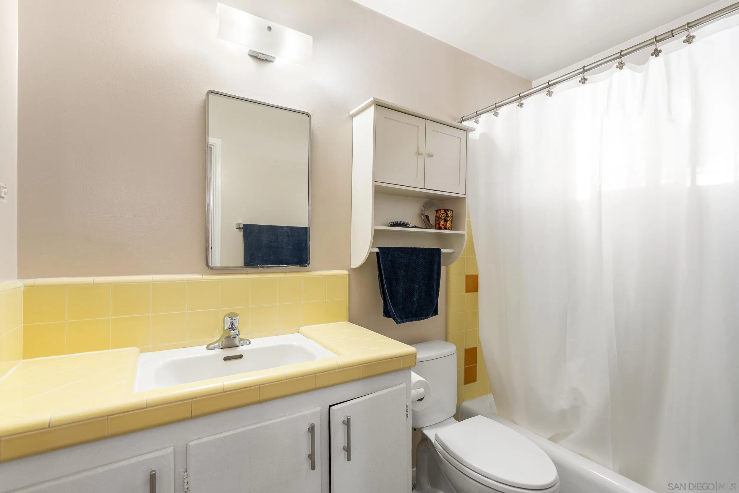 https://cdn.realtyfeed.com/cdn/127/260008843/945c7732f98aa61d0bf634ecae24cc29.webp