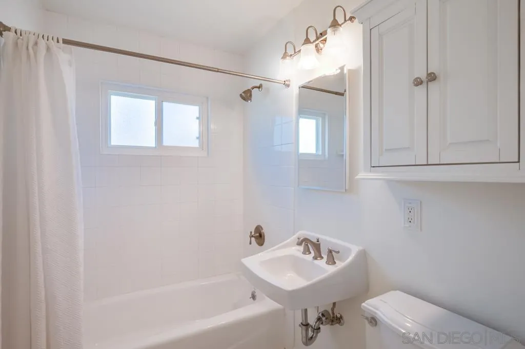 https://cdn.realtyfeed.com/cdn/127/260008844/193433ff6e730bab0c37df8a17380562.webp
