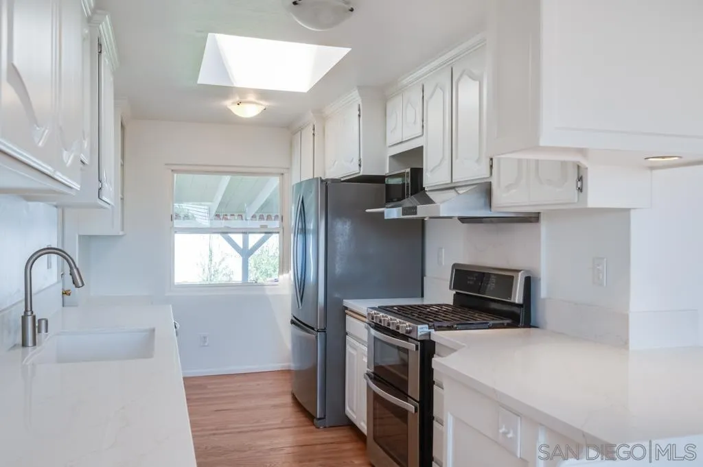 https://cdn.realtyfeed.com/cdn/127/260008844/3744d5a288077289d8a4569da6259df3.webp