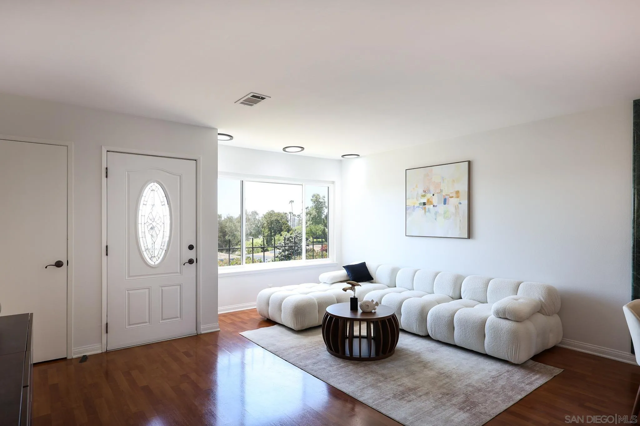 Photo #7: 260008852 Listing: Photo #7