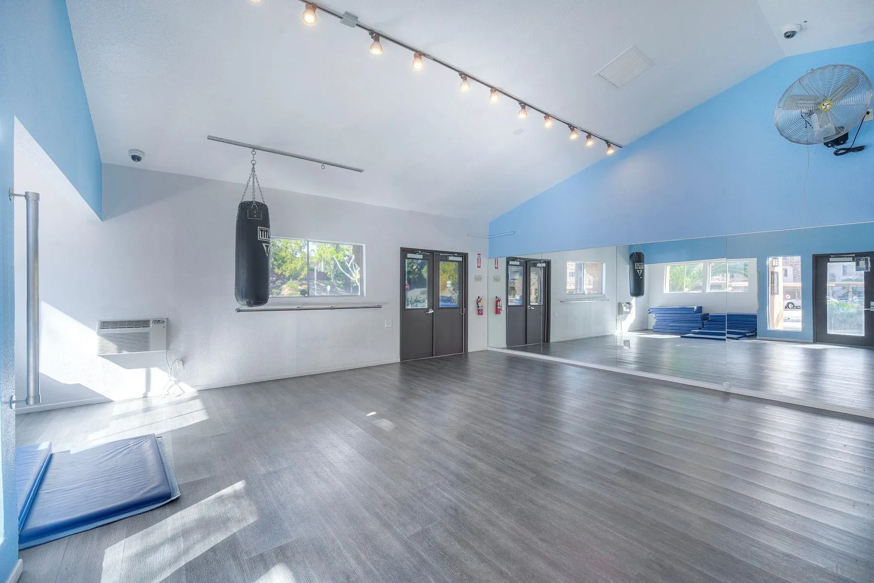 Photo #33: 260008853 Listing: Photo #33