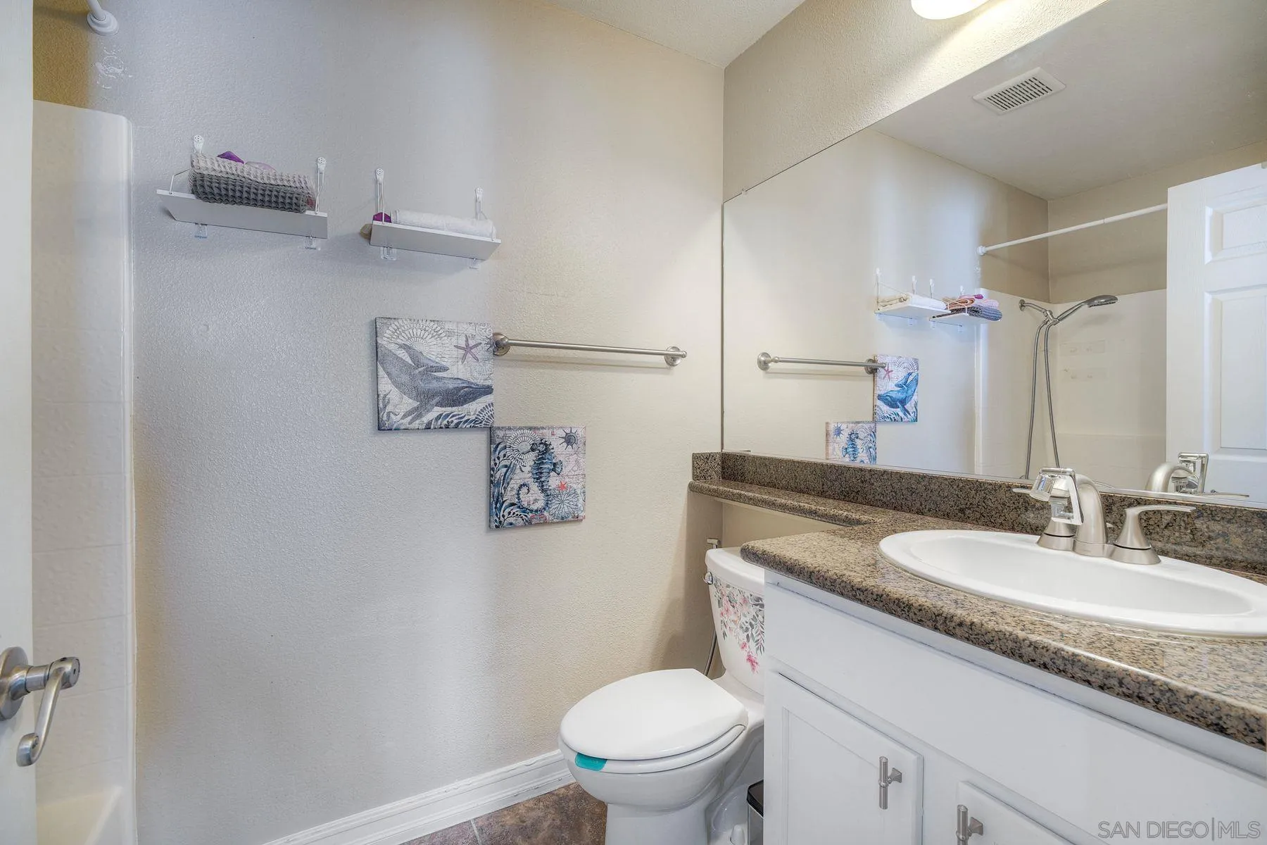 Photo #27: 260008853 Listing: Photo #27