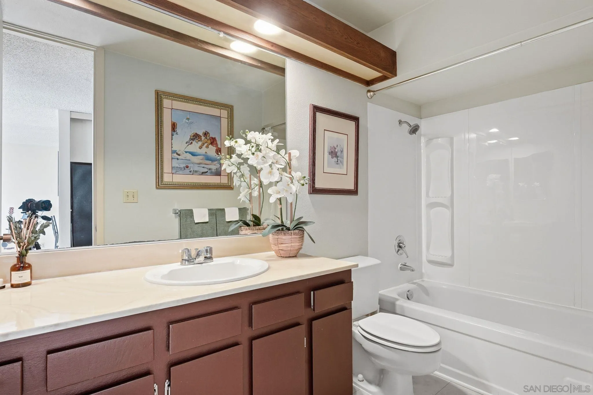 Photo #23: 260008857 Listing: Photo #23