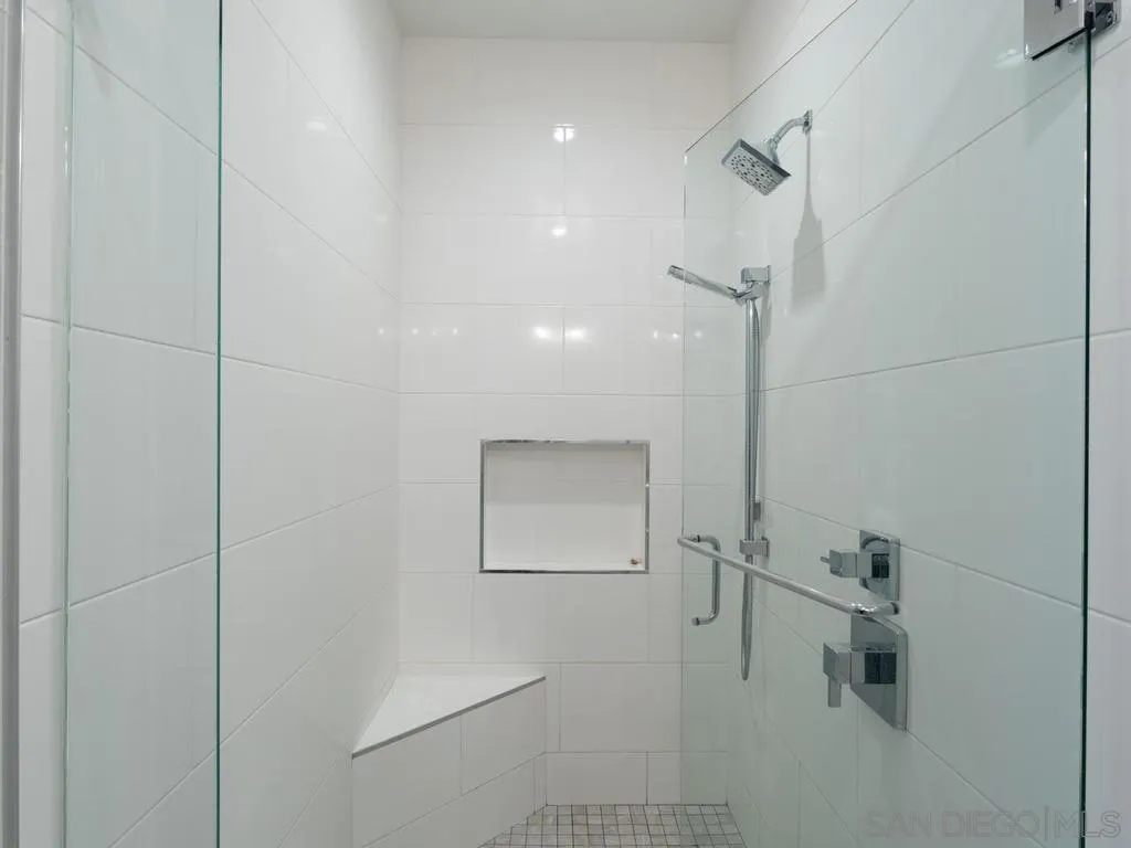 Photo #19: 260008861 Listing: Photo #19
