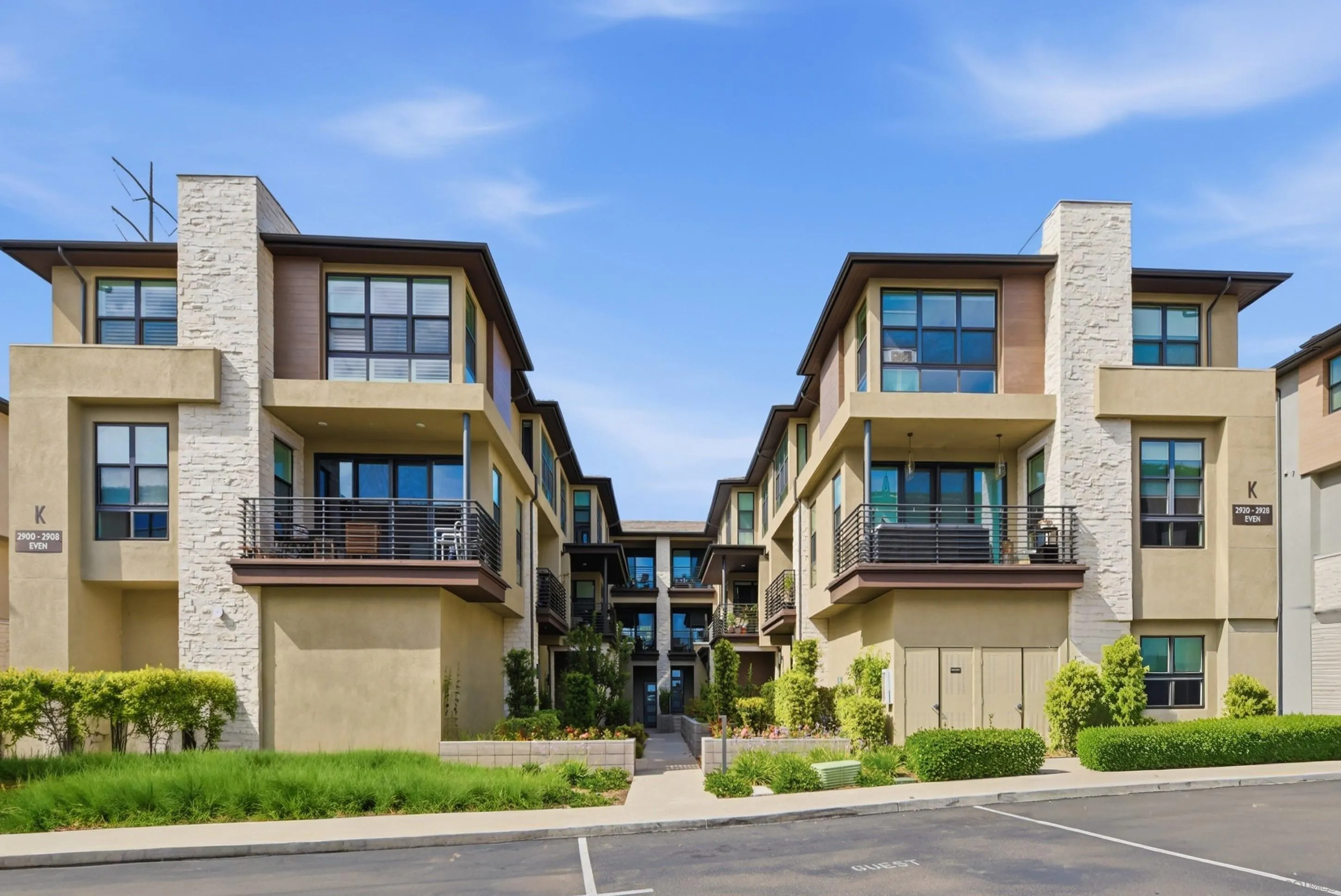 Photo #2: 260008867 Listing: Photo #2