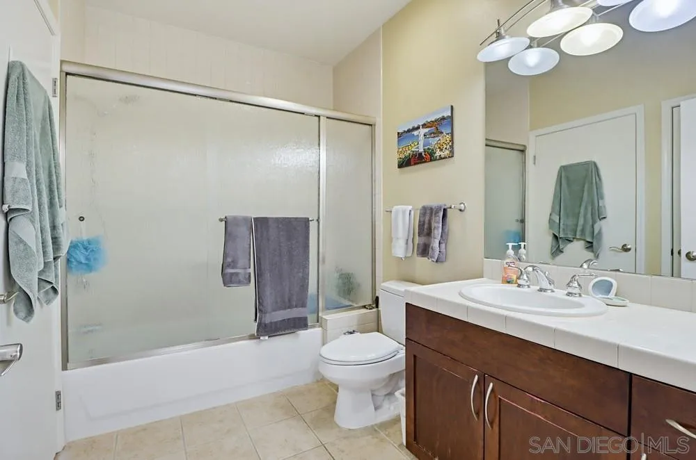 https://cdn.realtyfeed.com/cdn/127/260008868/d136c18b8c337ecbb7cd5d72ab3d3fbd.webp