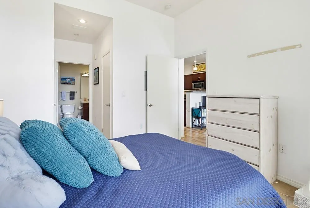 https://cdn.realtyfeed.com/cdn/127/260008868/d4d50182c3556bbd20ee62c98c3526c6.webp