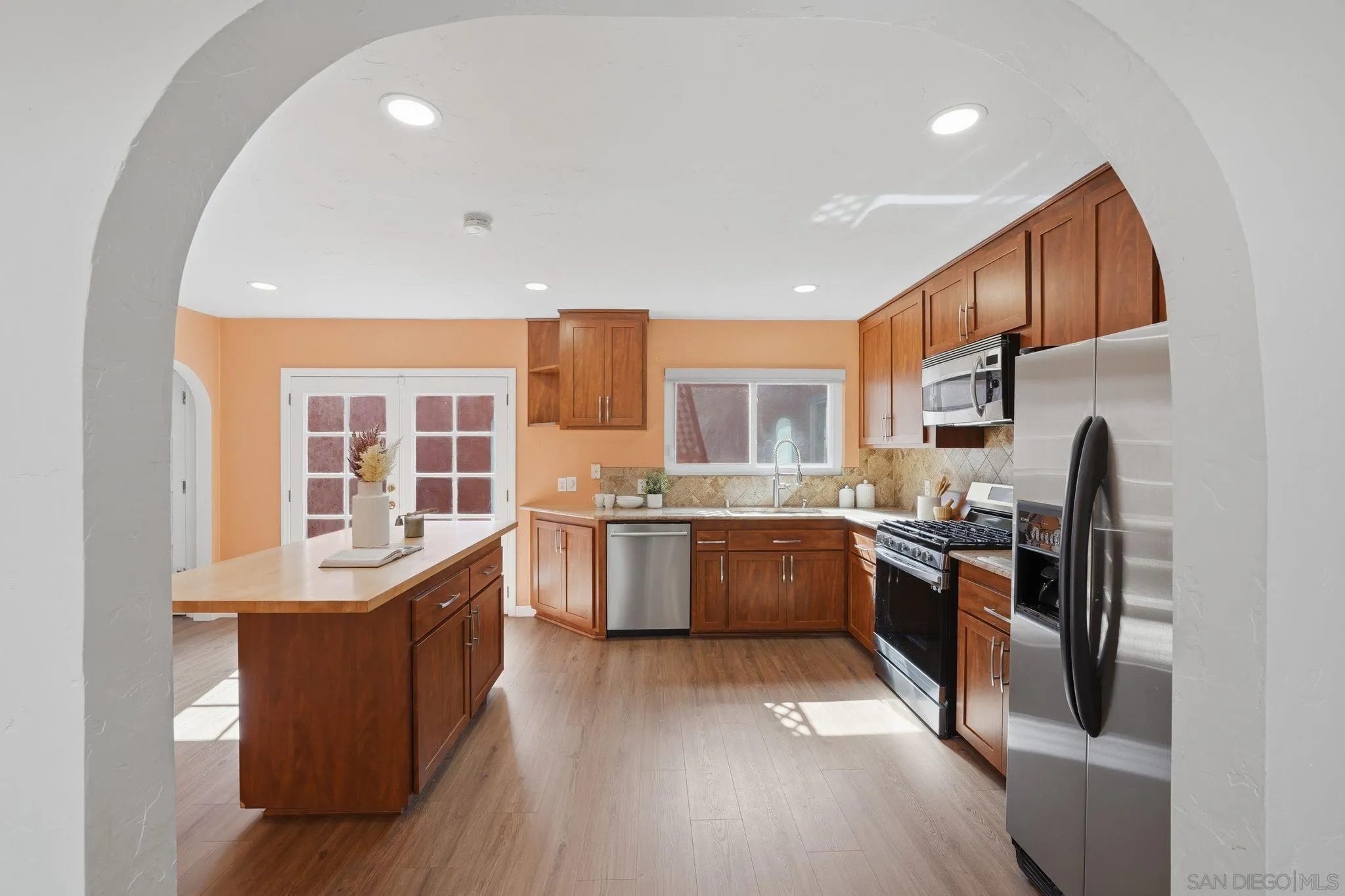 1760 Essex Street, El Cajon, CA, 92020