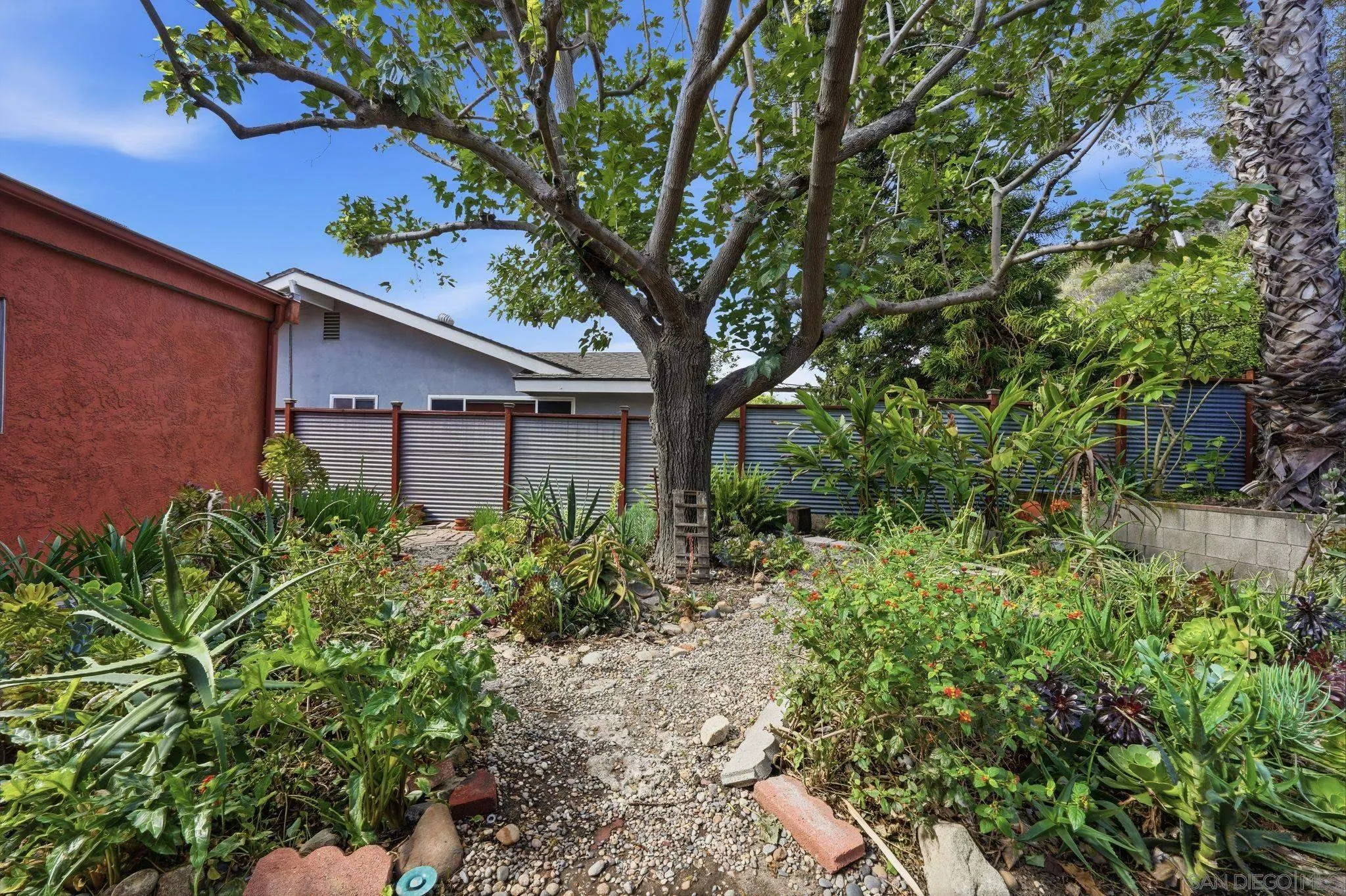 1760 Essex Street, El Cajon, CA, 92020