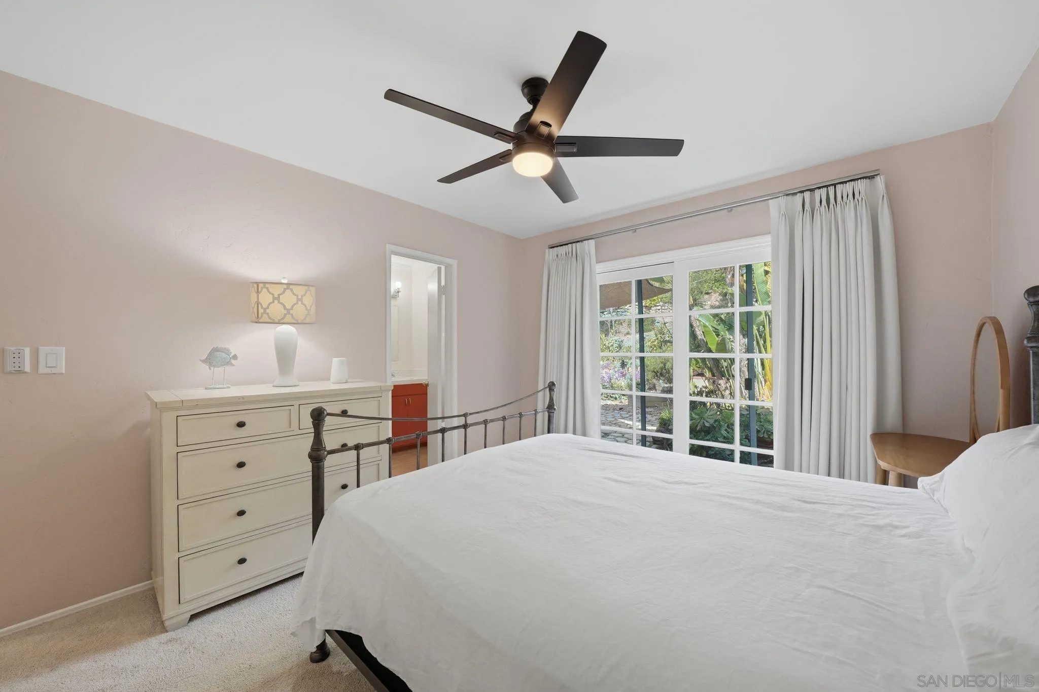 1760 Essex Street, El Cajon, CA, 92020