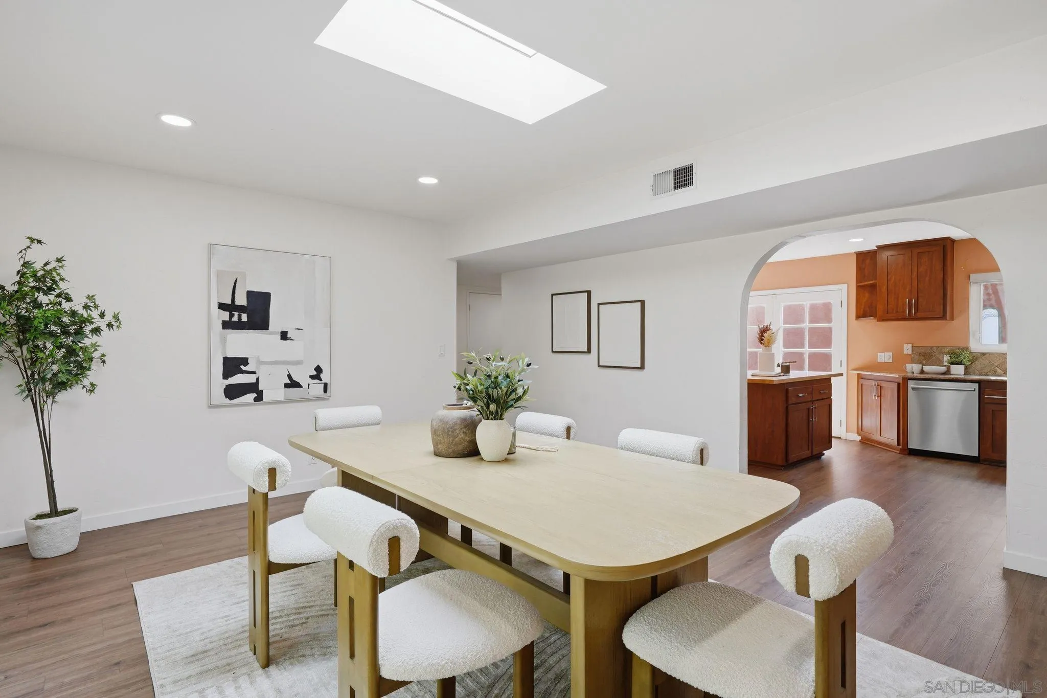 1760 Essex Street, El Cajon, CA, 92020
