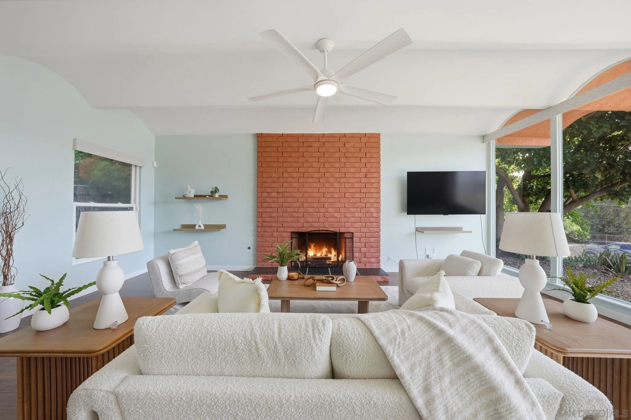 1760 Essex Street, El Cajon, CA, 92020