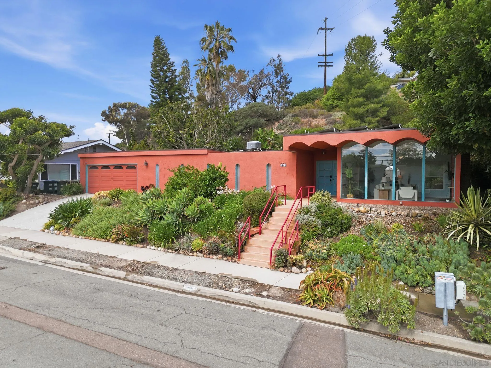 1760 Essex Street, El Cajon, CA, 92020